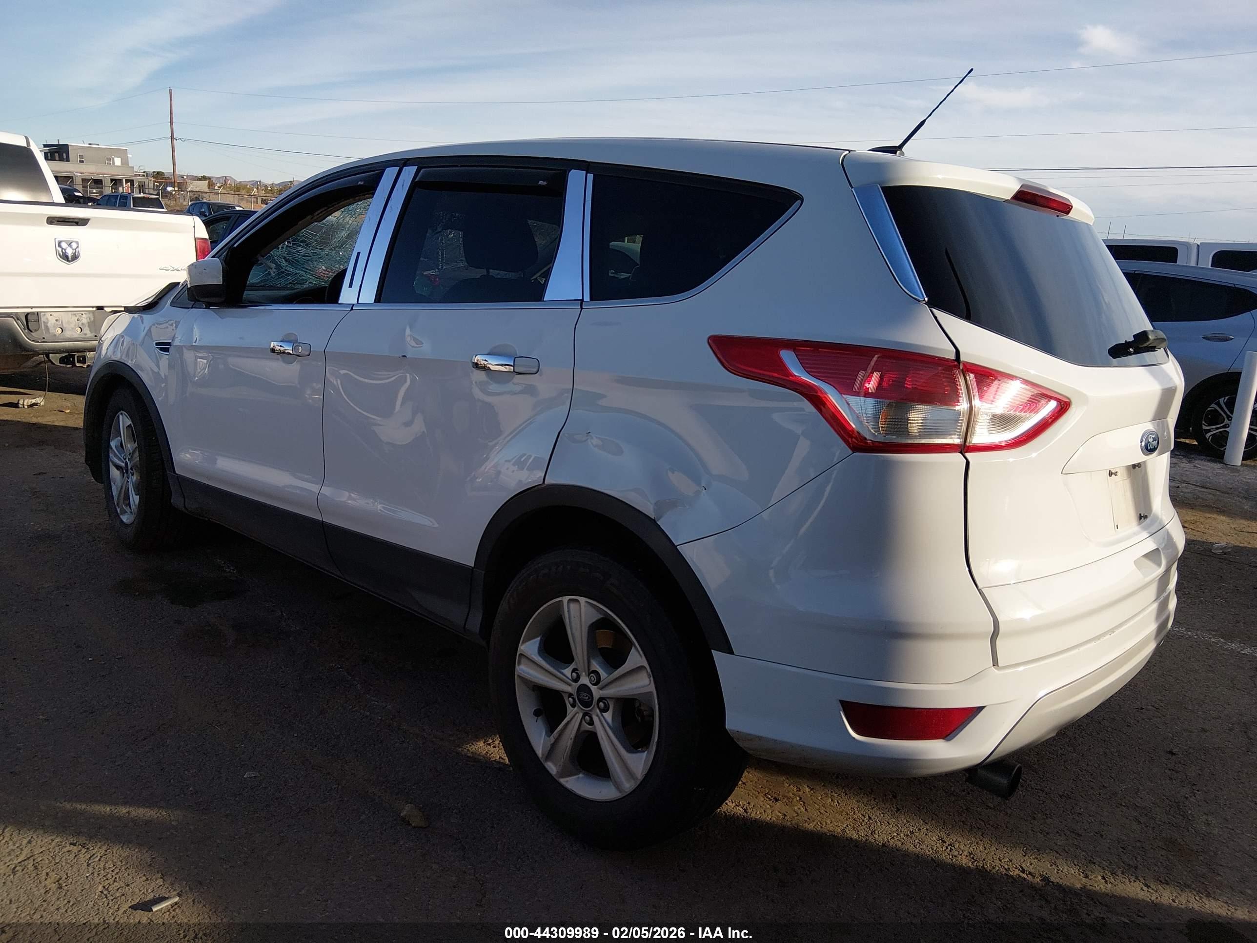FORD ESCAPE image 3