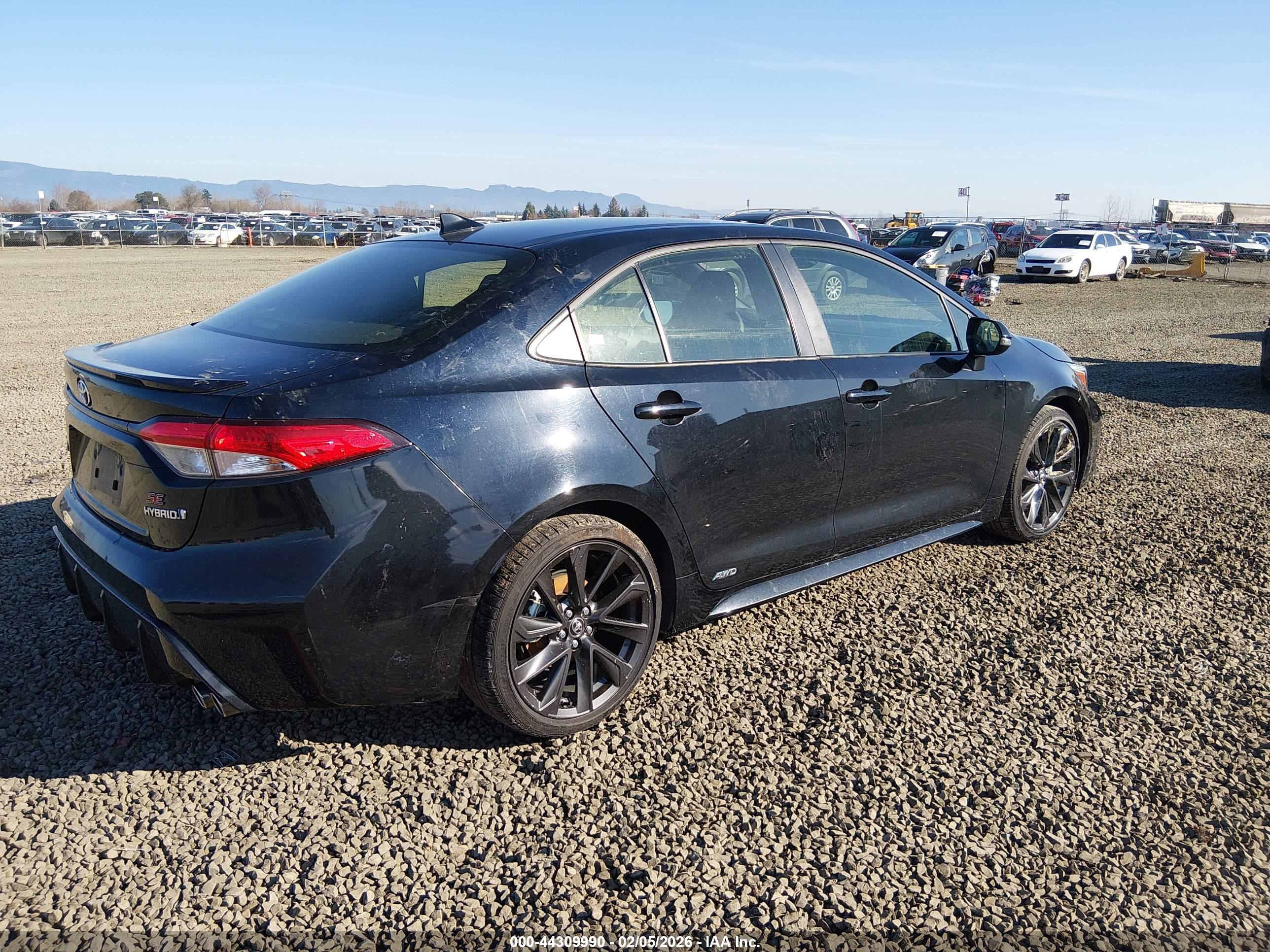 TOYOTA COROLLA image 4