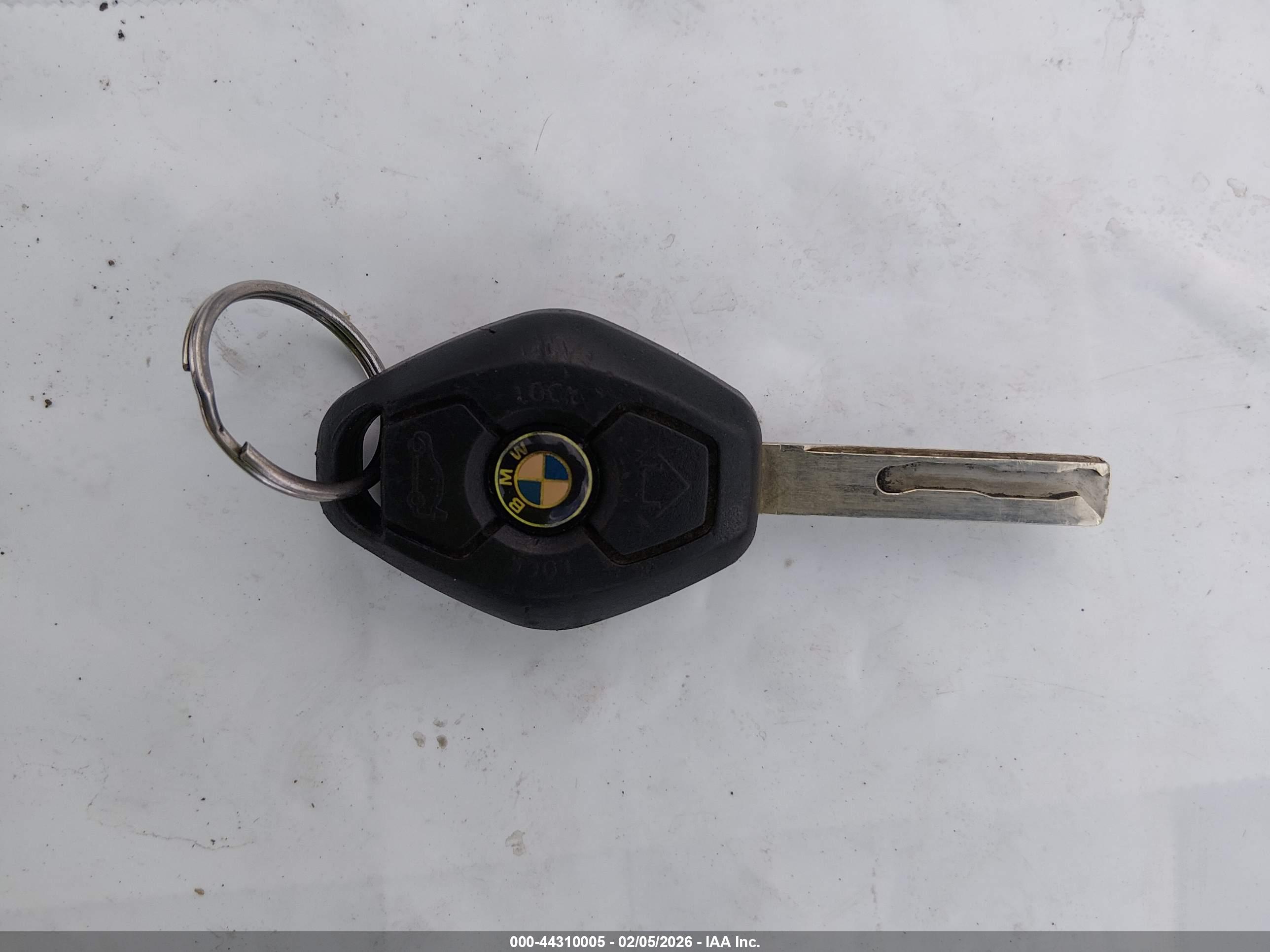 BMW 525I image 11
