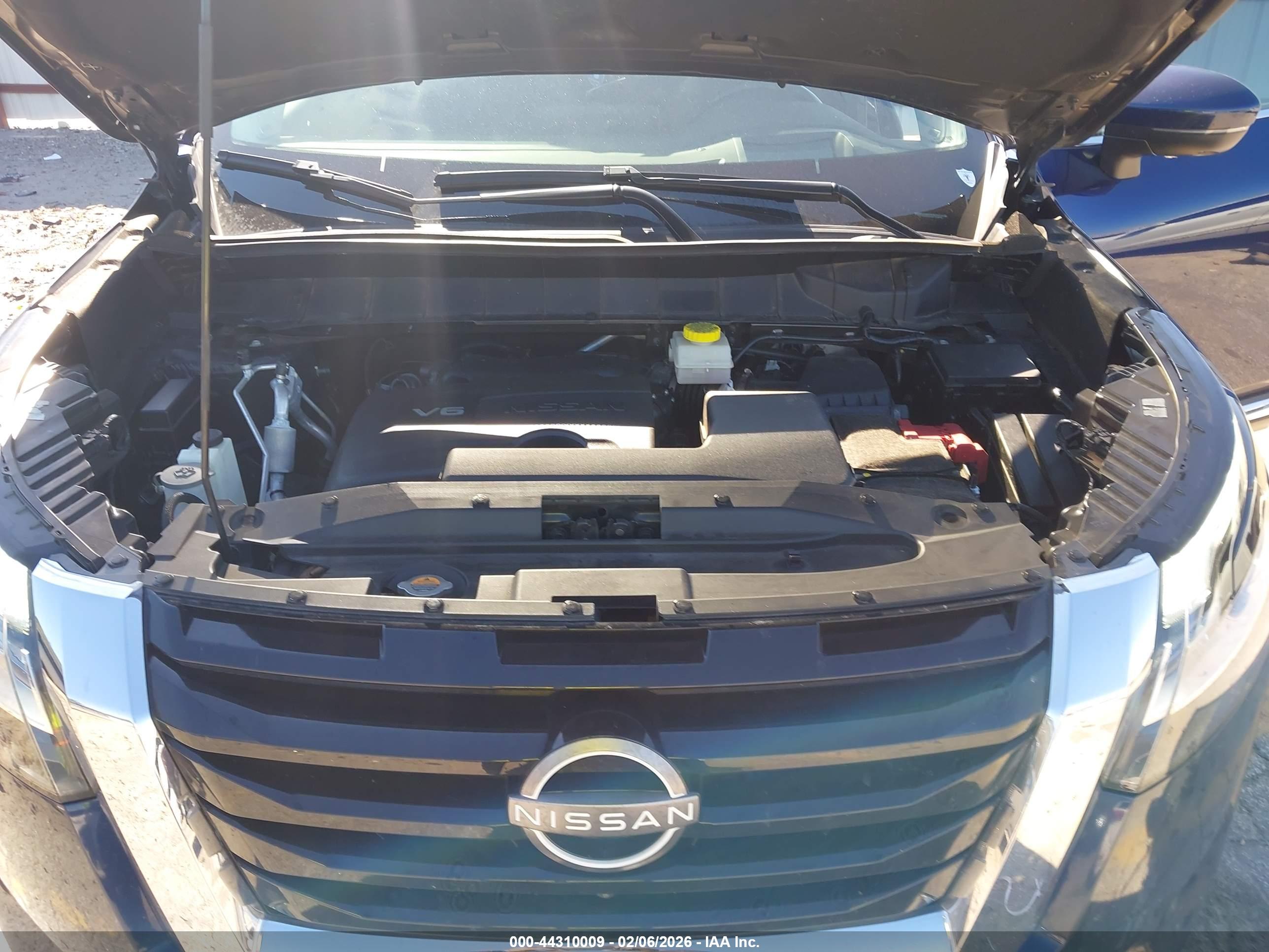 NISSAN PATHFINDER image 10