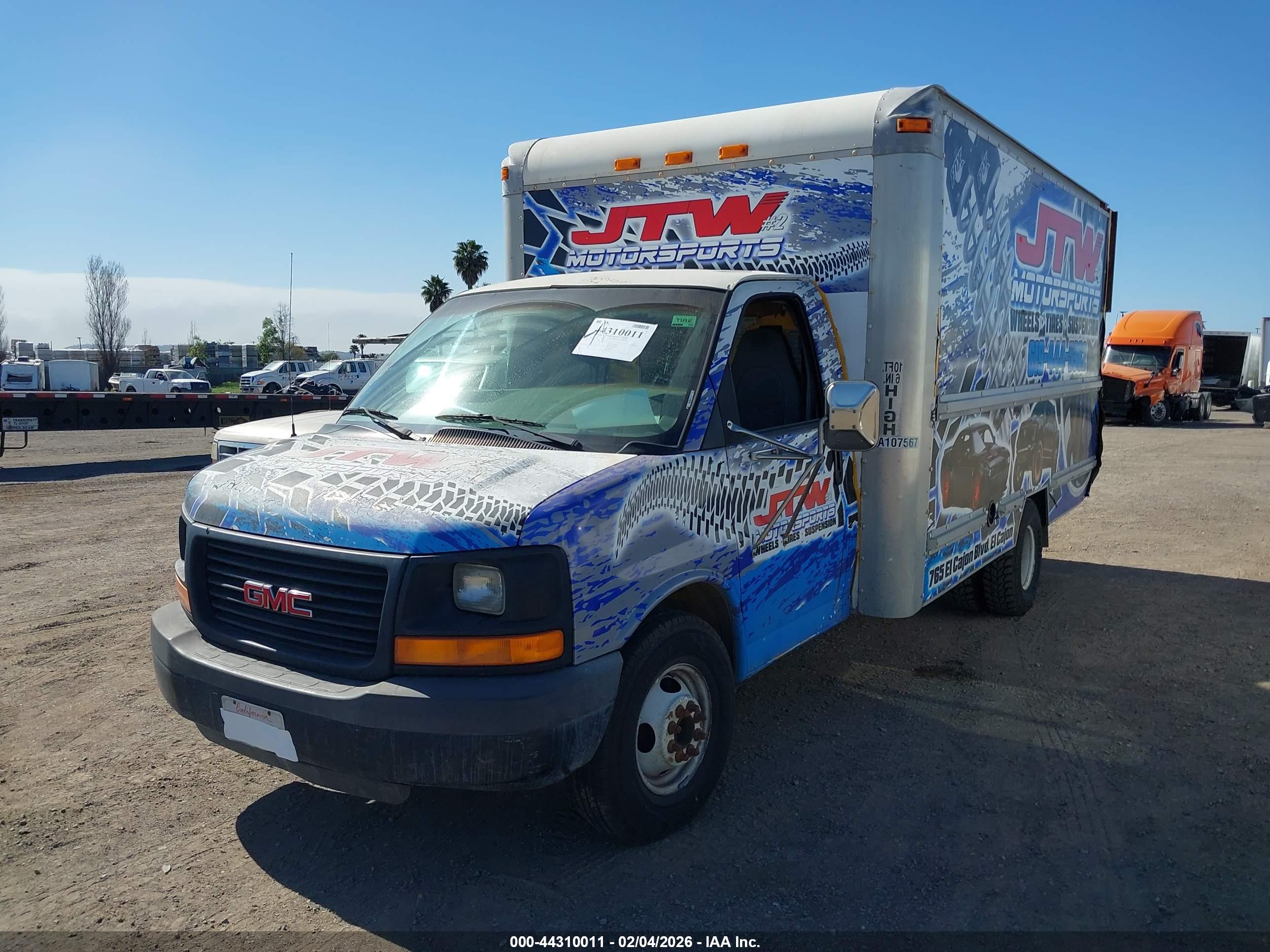 GMC SAVANA image 2