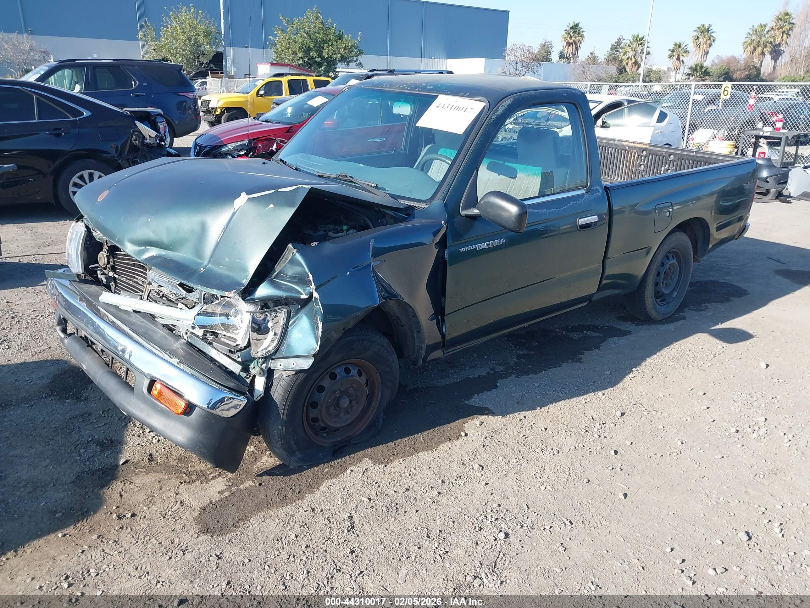 TOYOTA TACOMA image 2