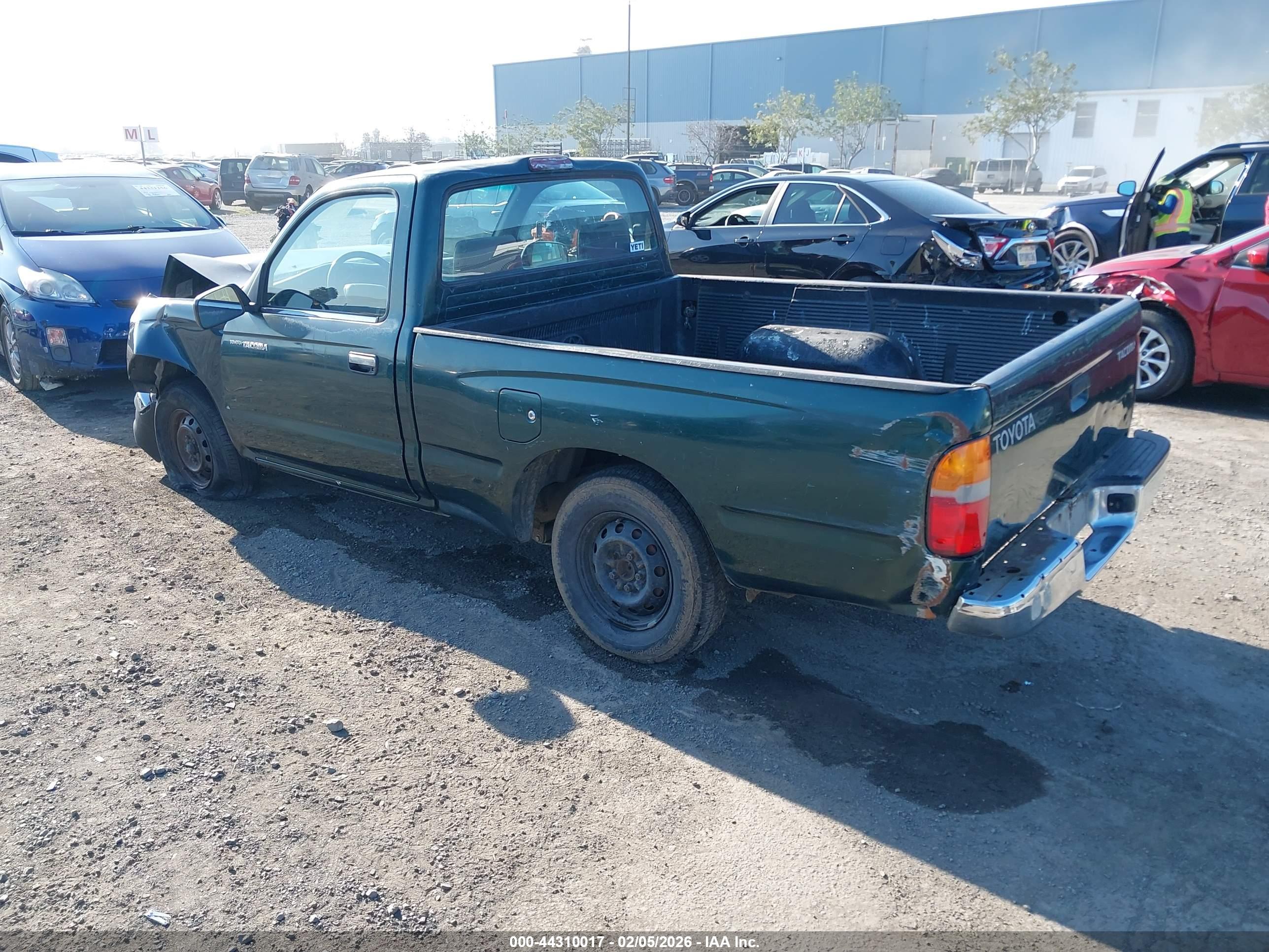 TOYOTA TACOMA image 3