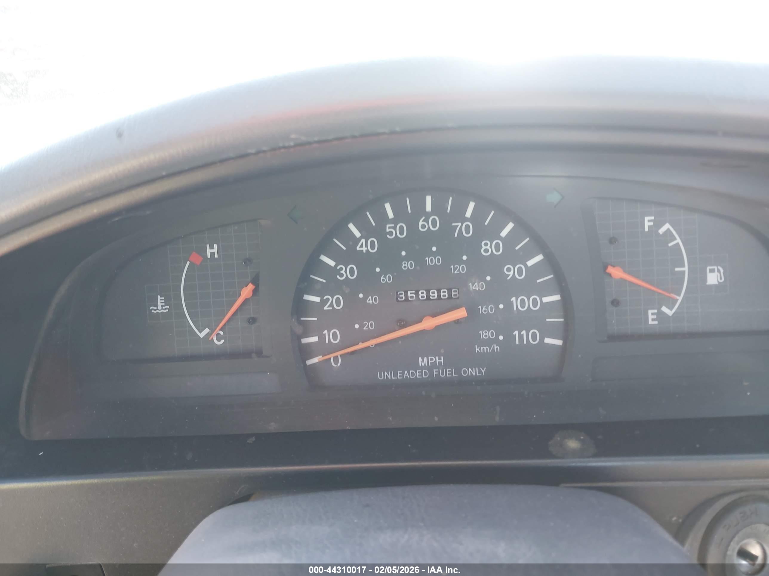 TOYOTA TACOMA image 7