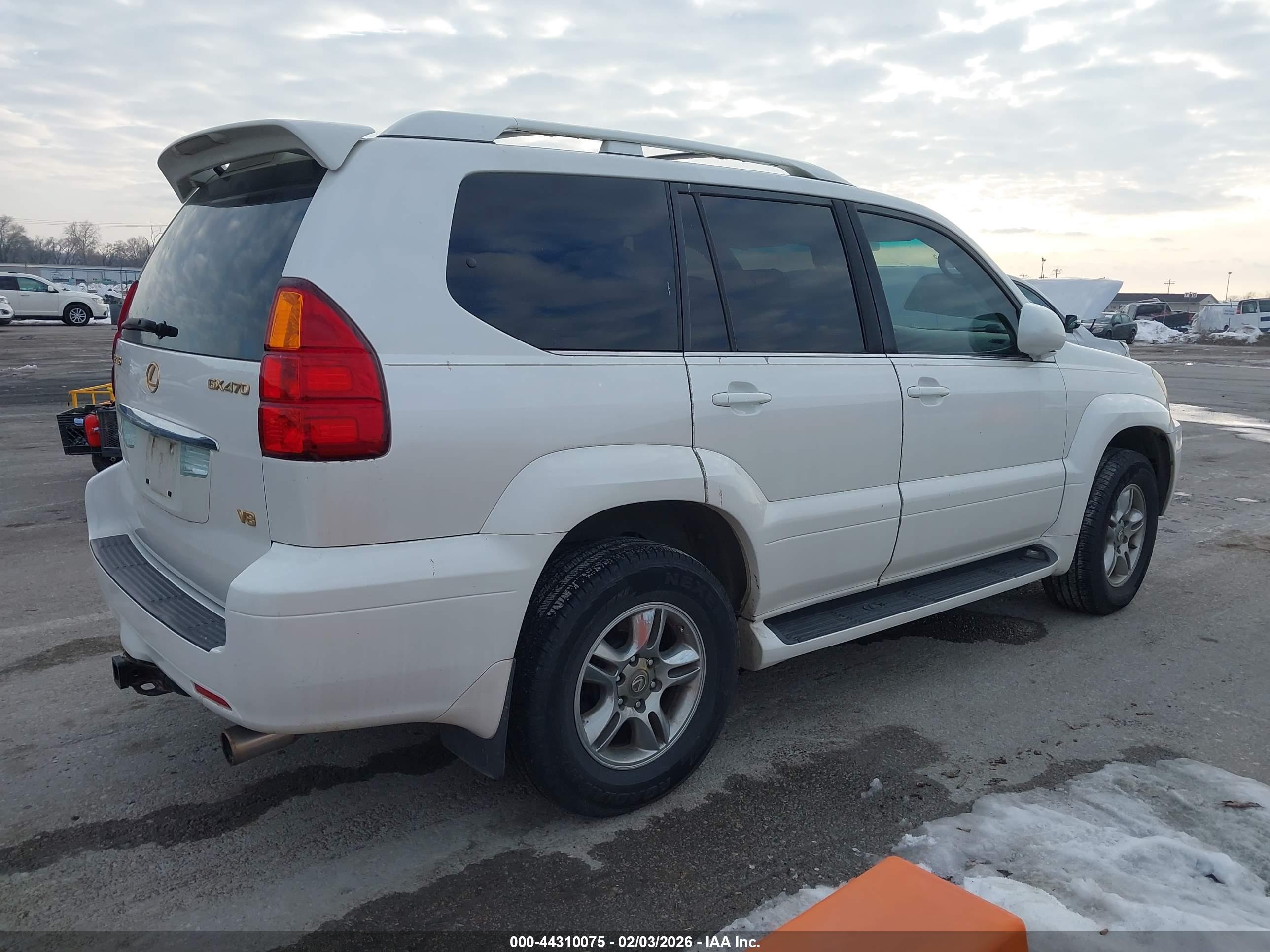 LEXUS GX image 4