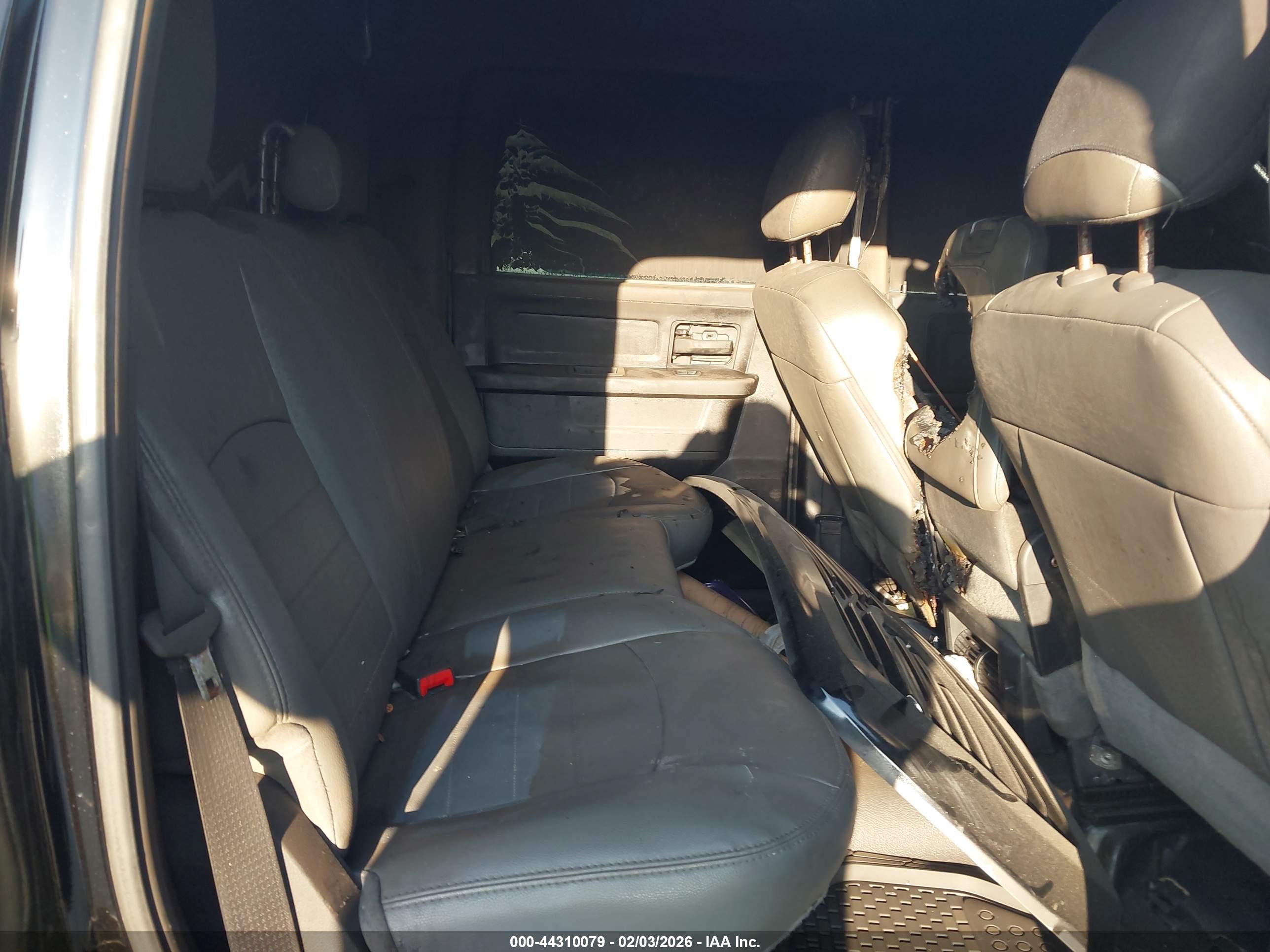 RAM 2500 image 8