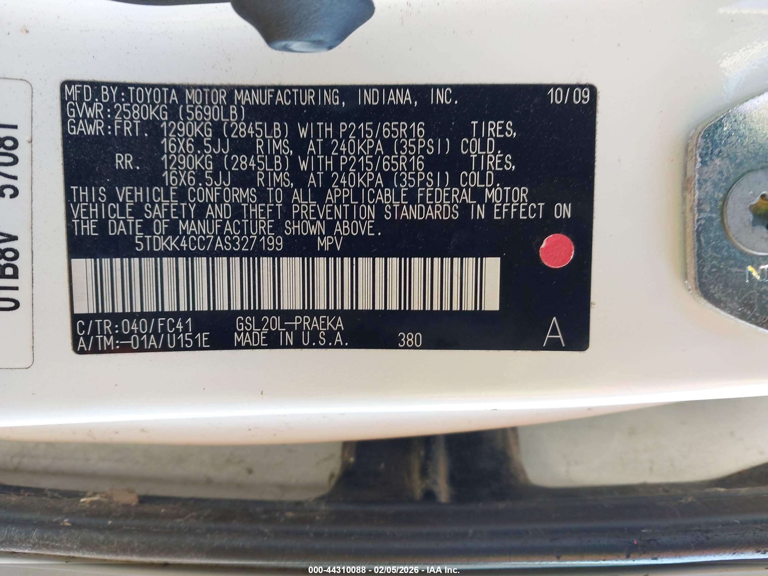 TOYOTA SIENNA image 9