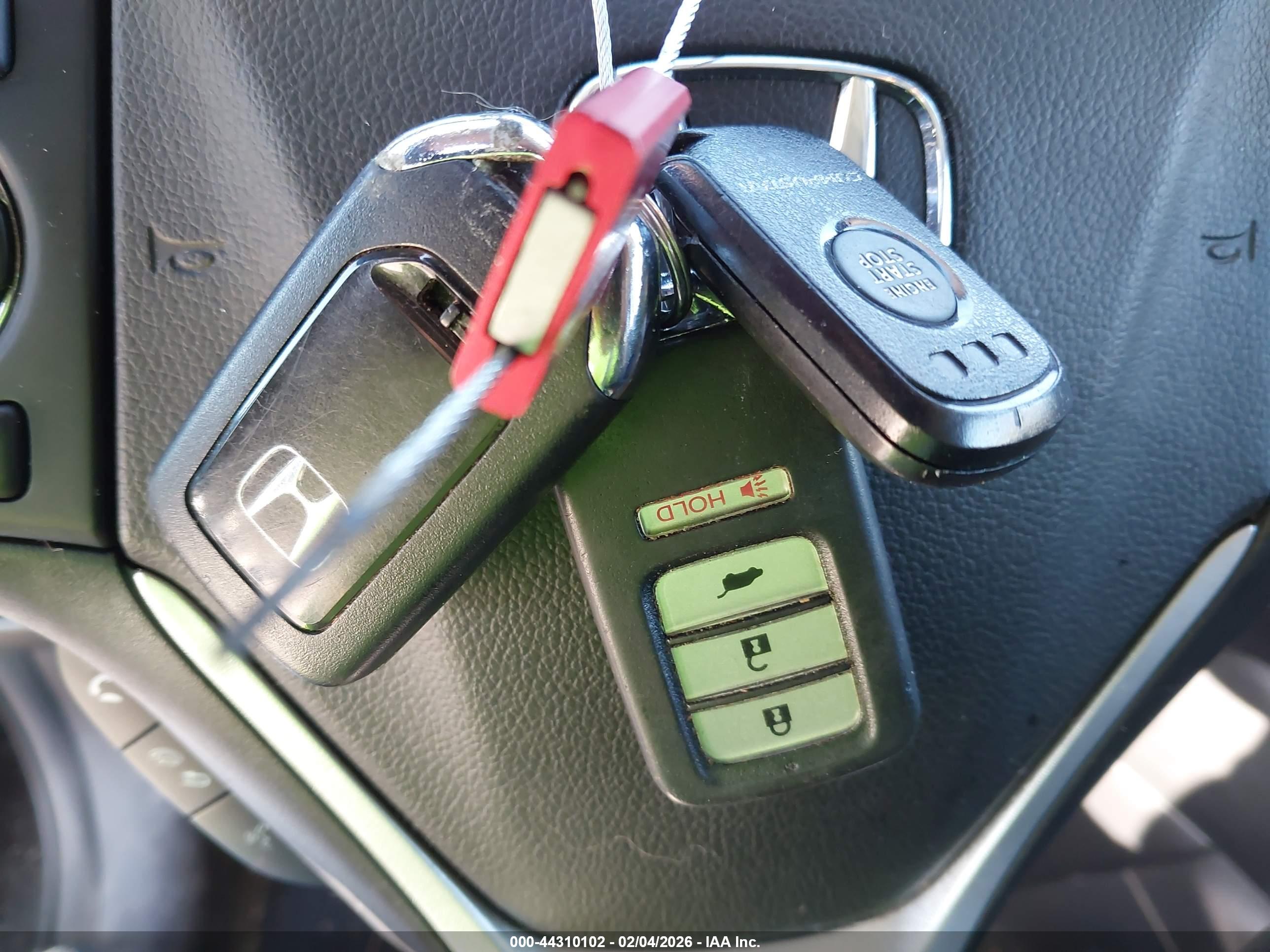 HONDA CR-V image 11
