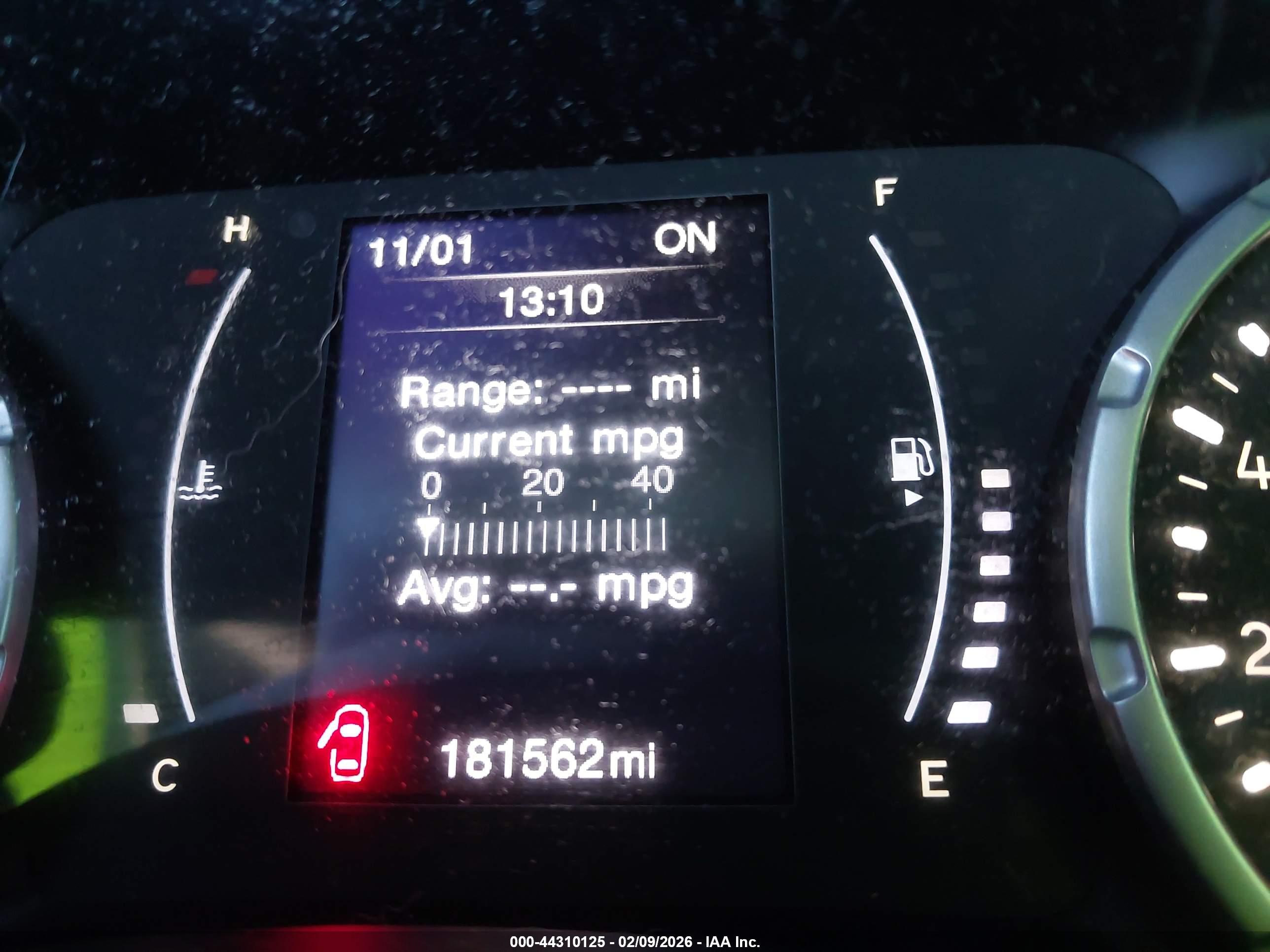 JEEP RENEGADE image 7