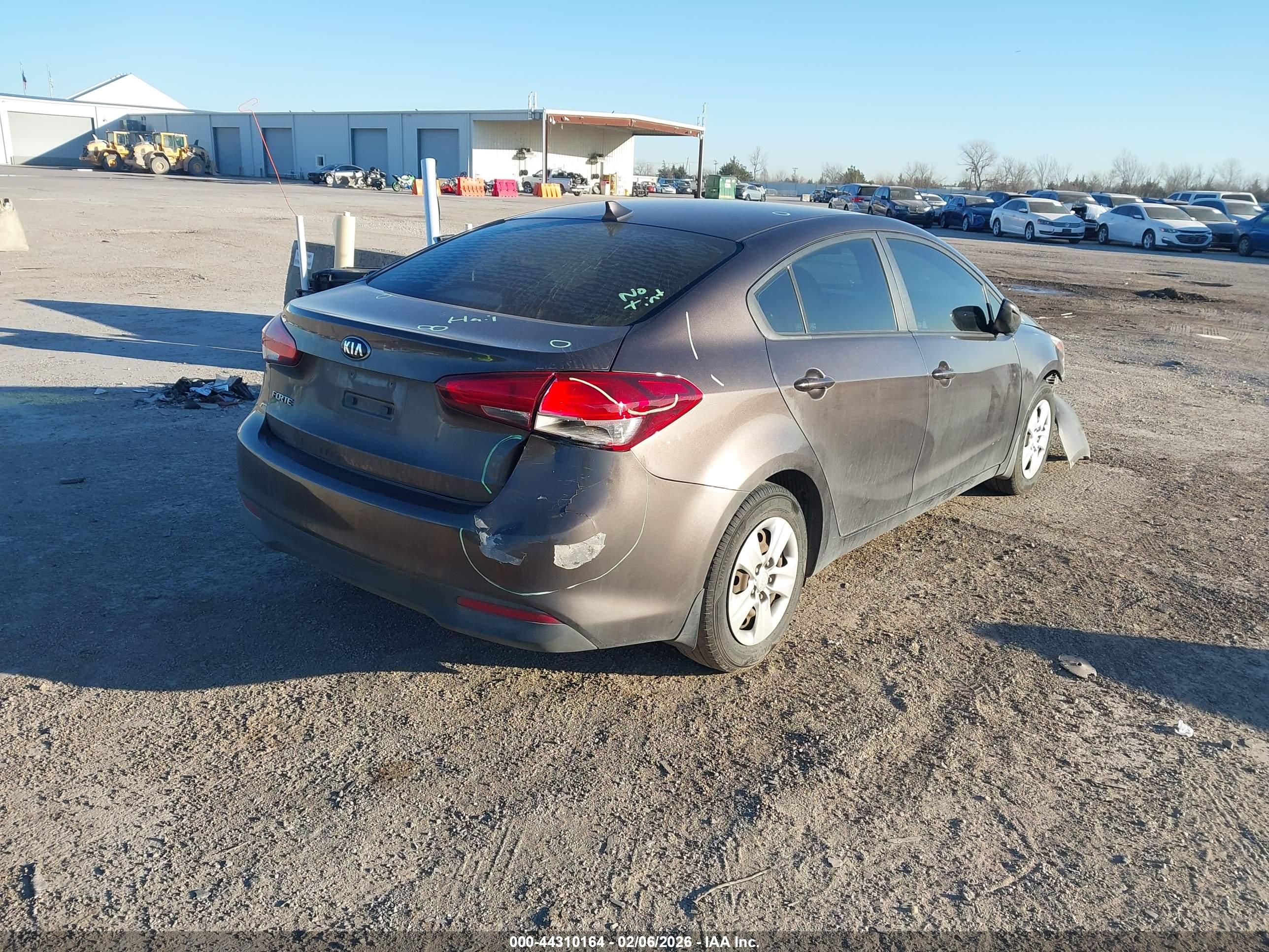 KIA FORTE image 4