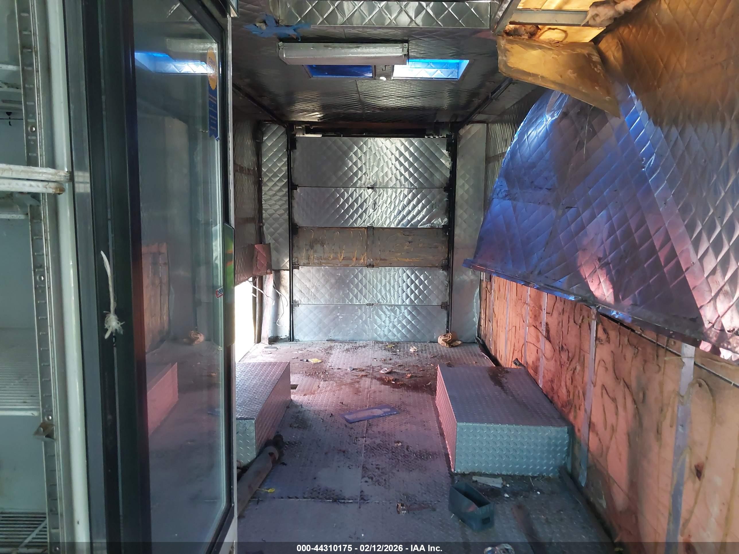 GMC FORWARD image 8