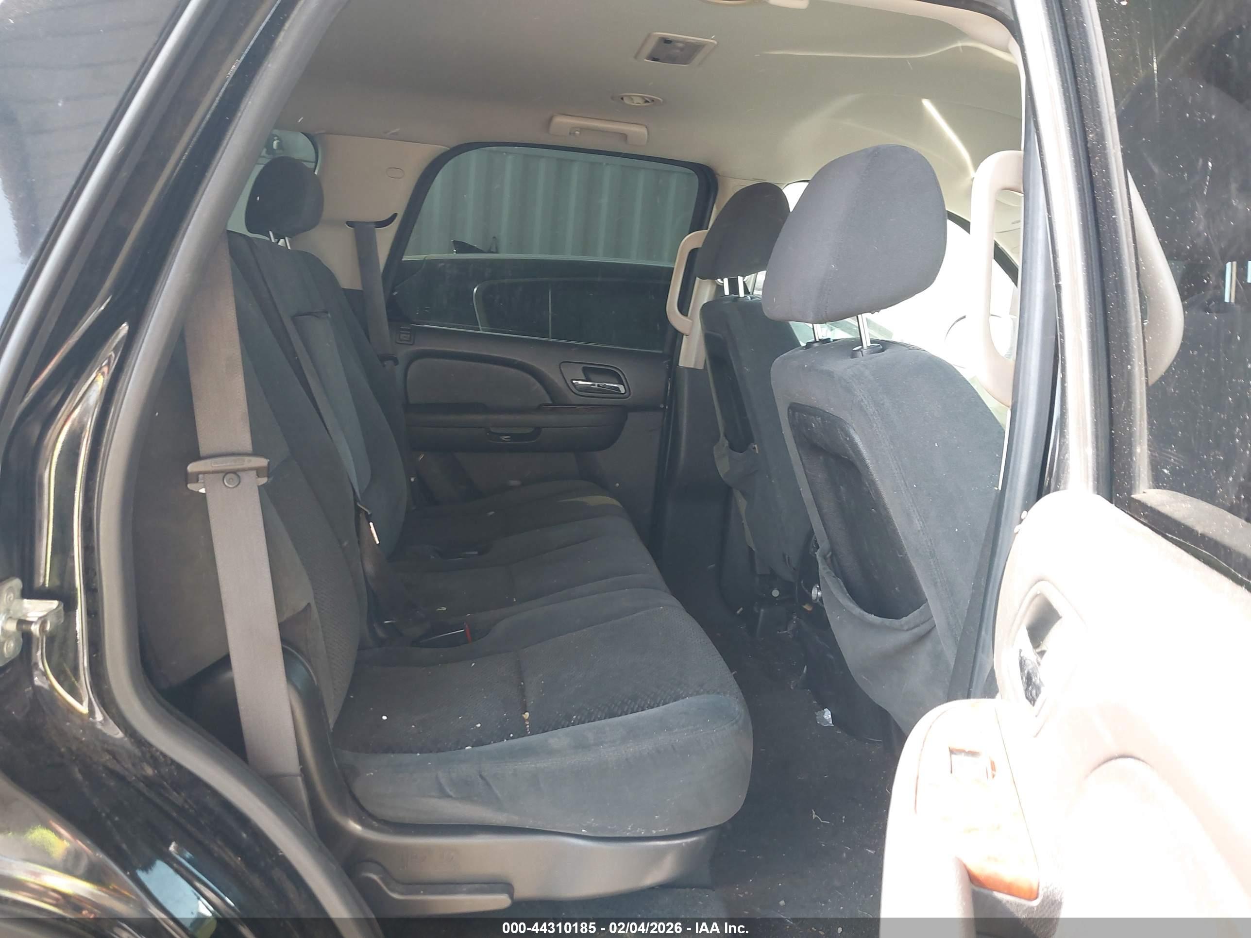 CHEVROLET TAHOE image 8