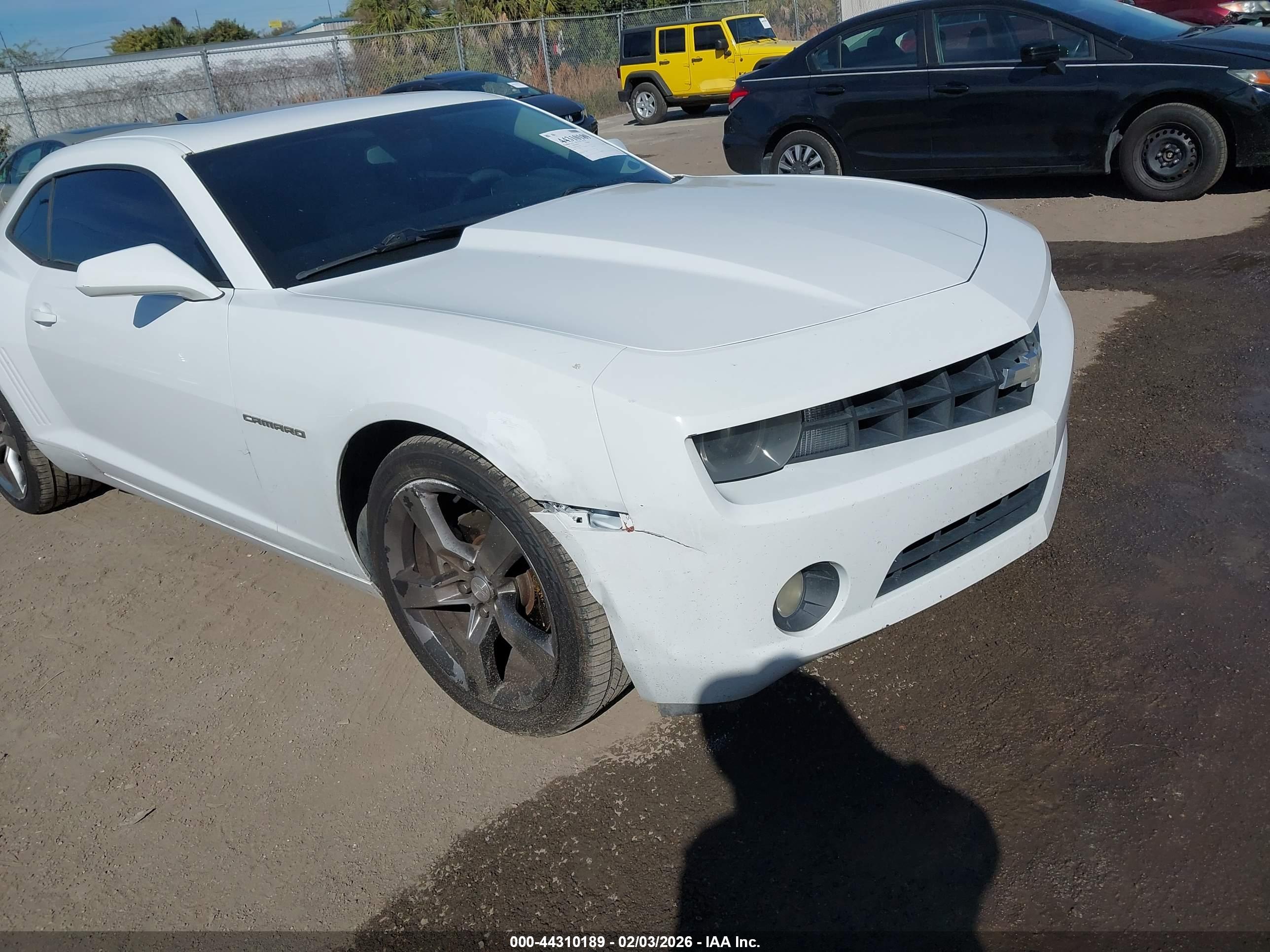 CHEVROLET CAMARO image 6