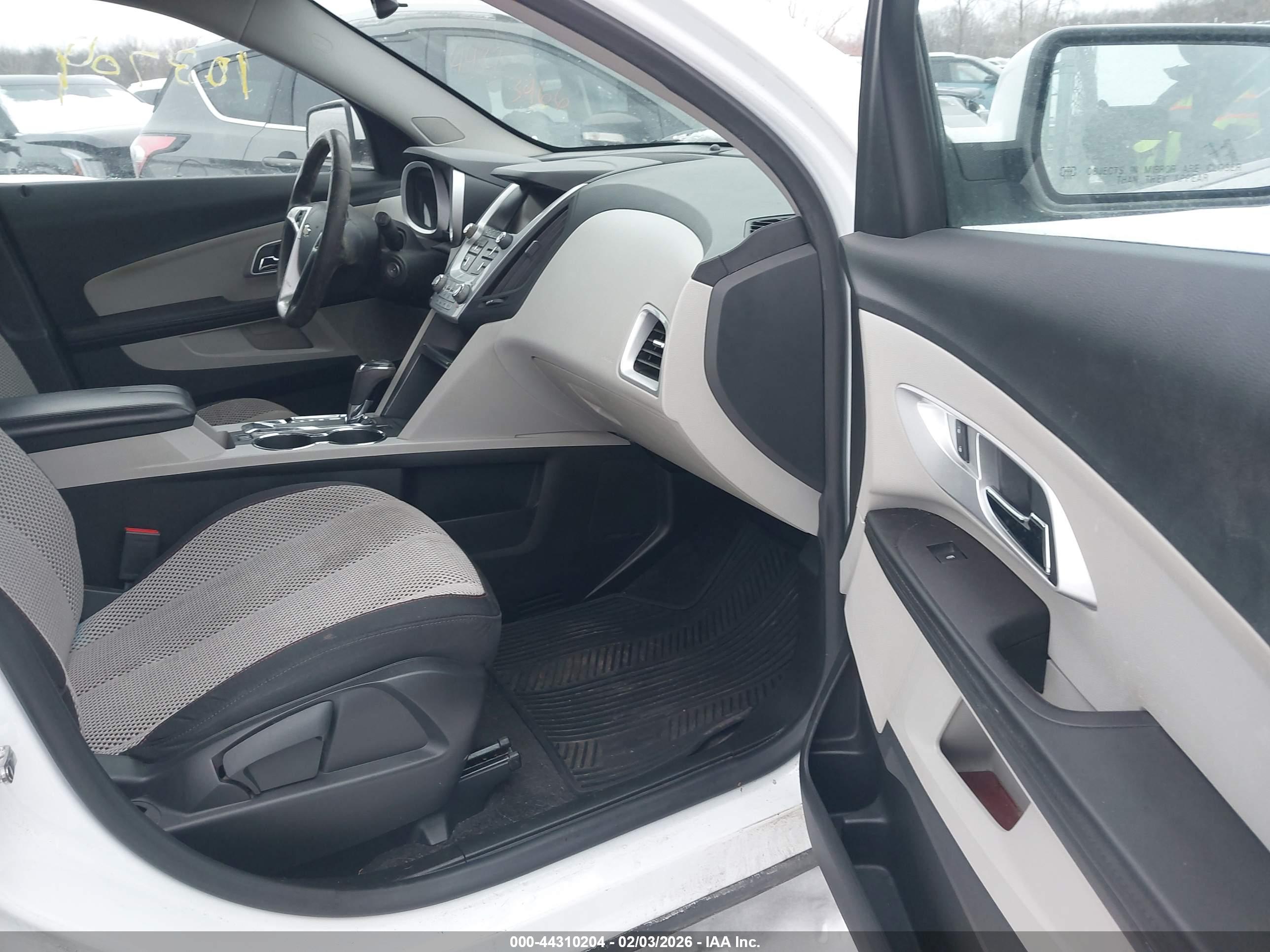 CHEVROLET EQUINOX image 5