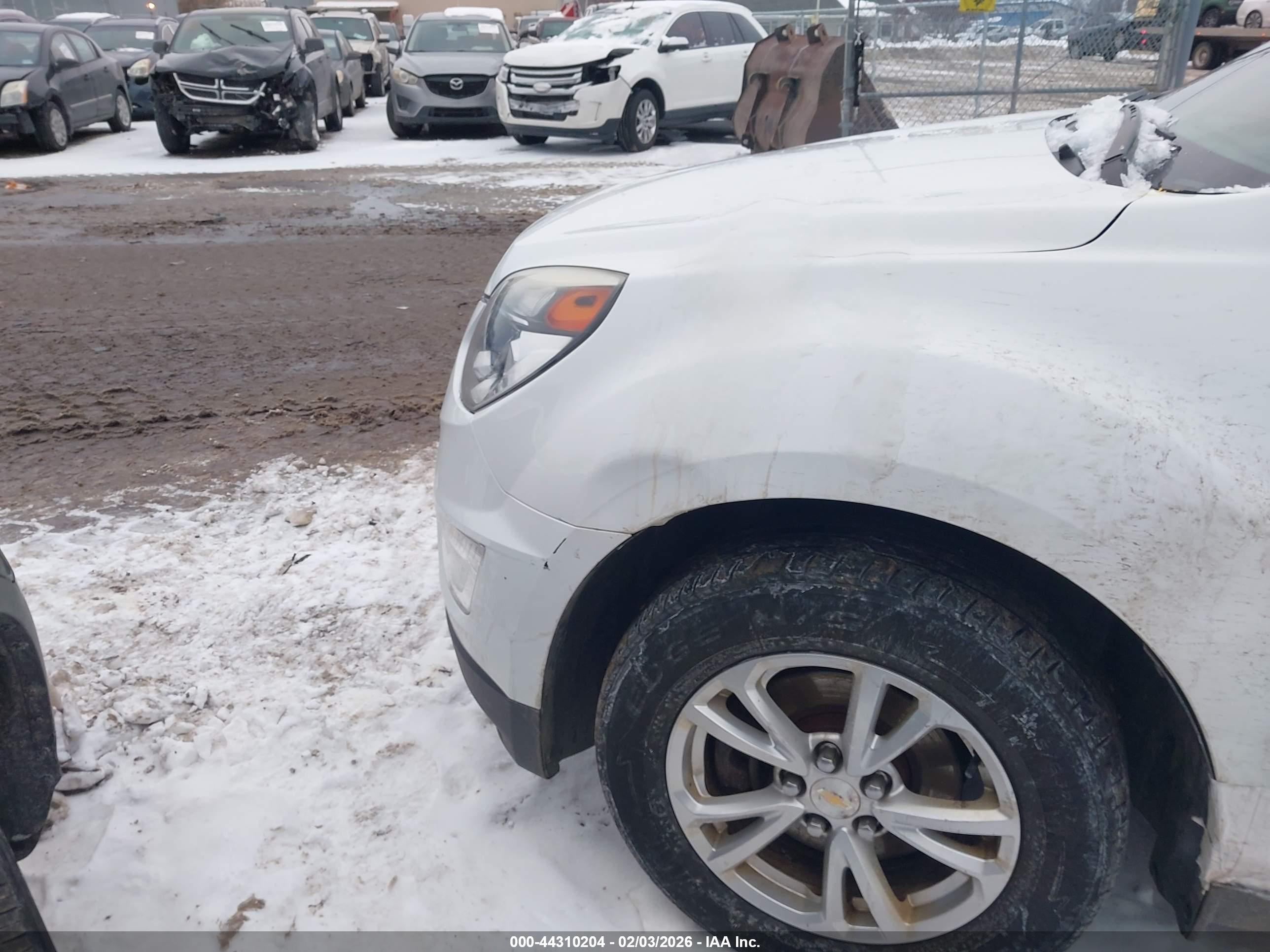 CHEVROLET EQUINOX image 6