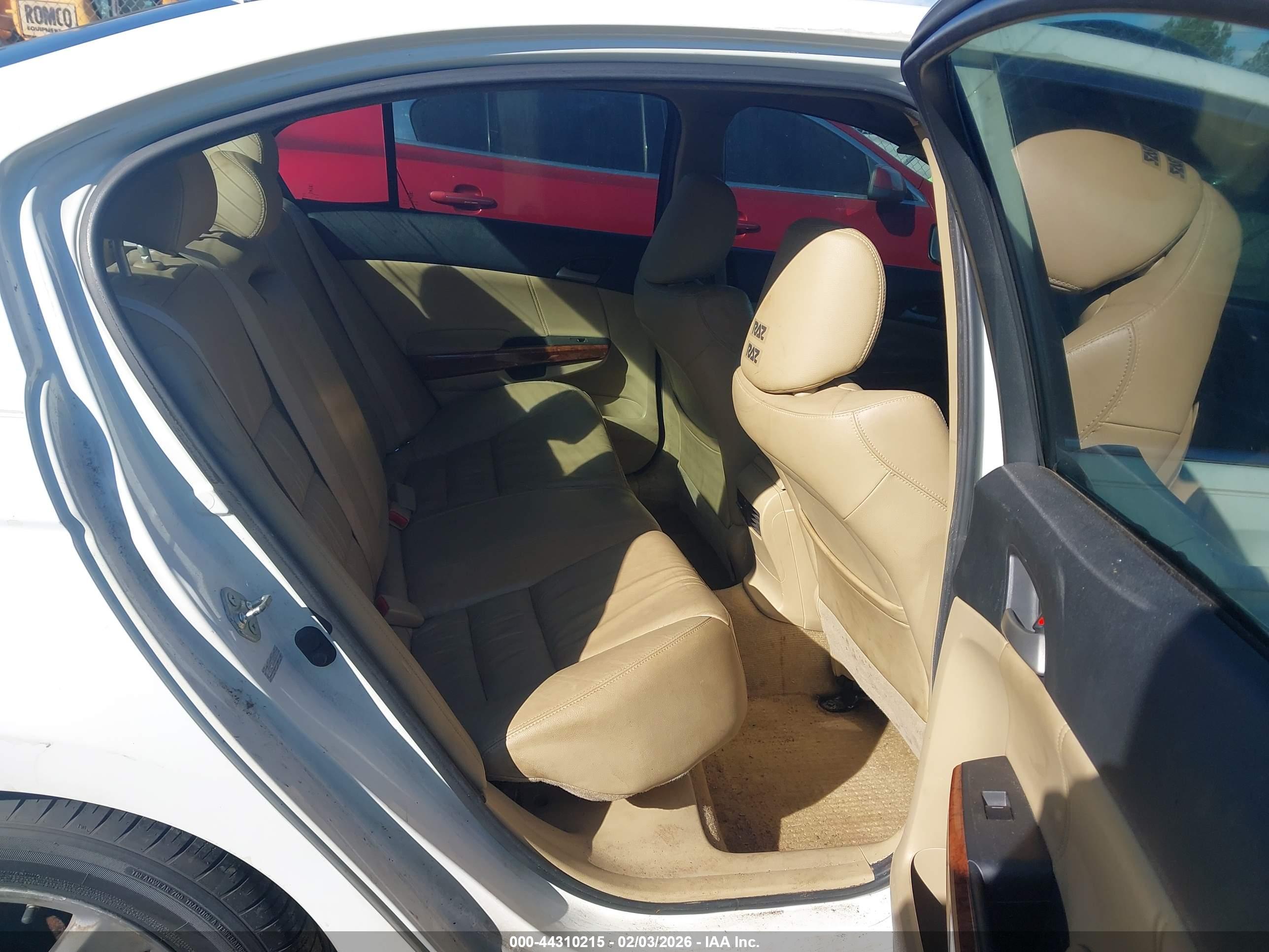 HONDA ACCORD image 8
