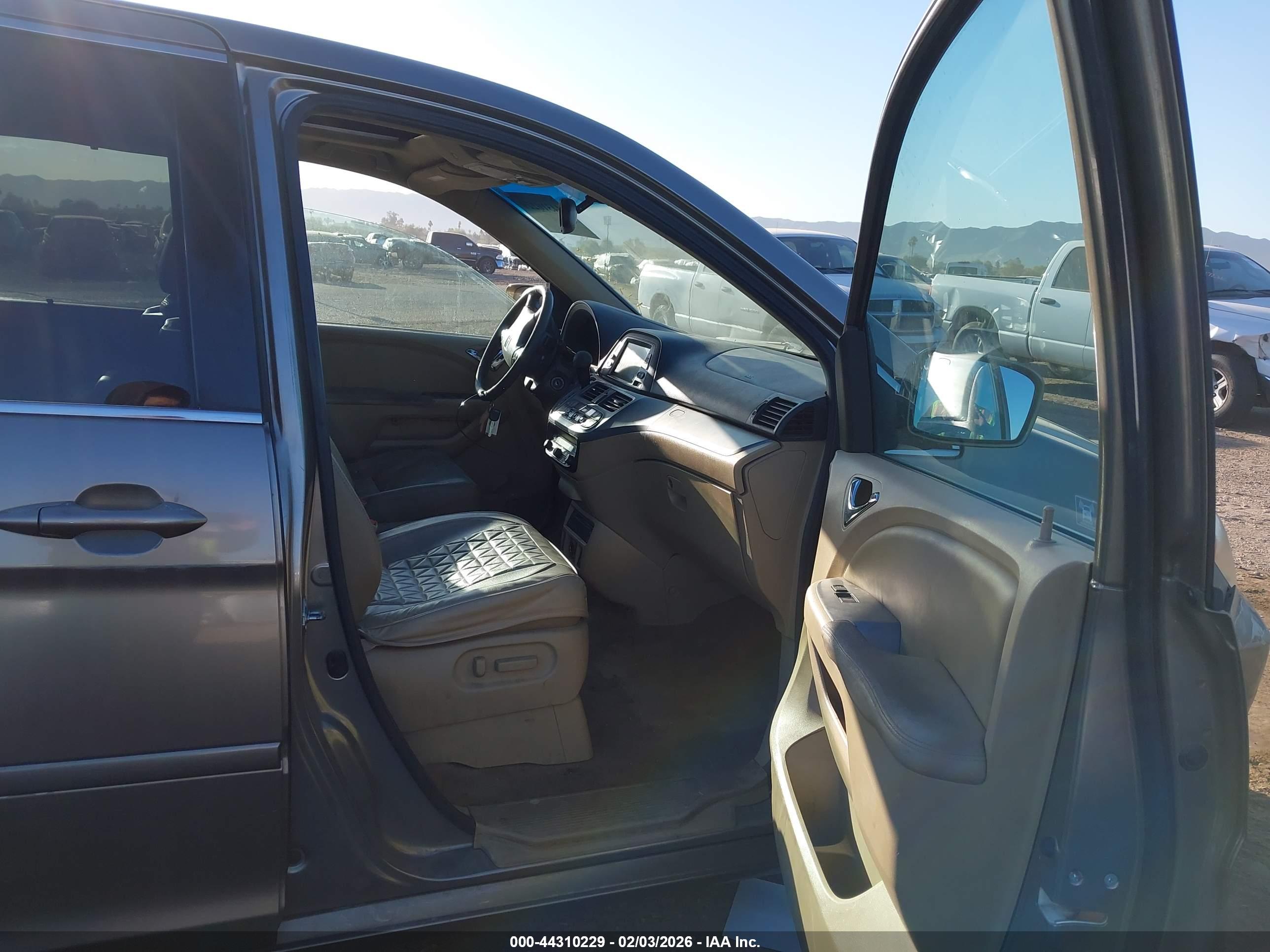 HONDA ODYSSEY image 5