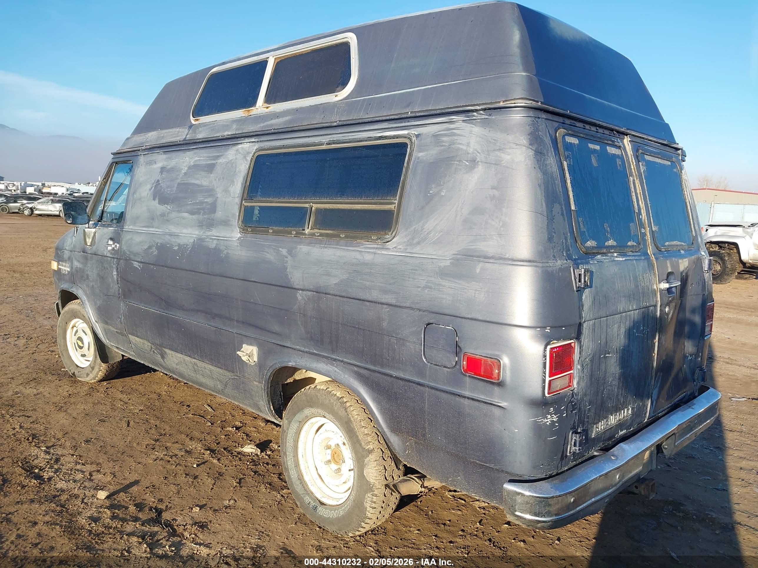 CHEVROLET G20 image 3