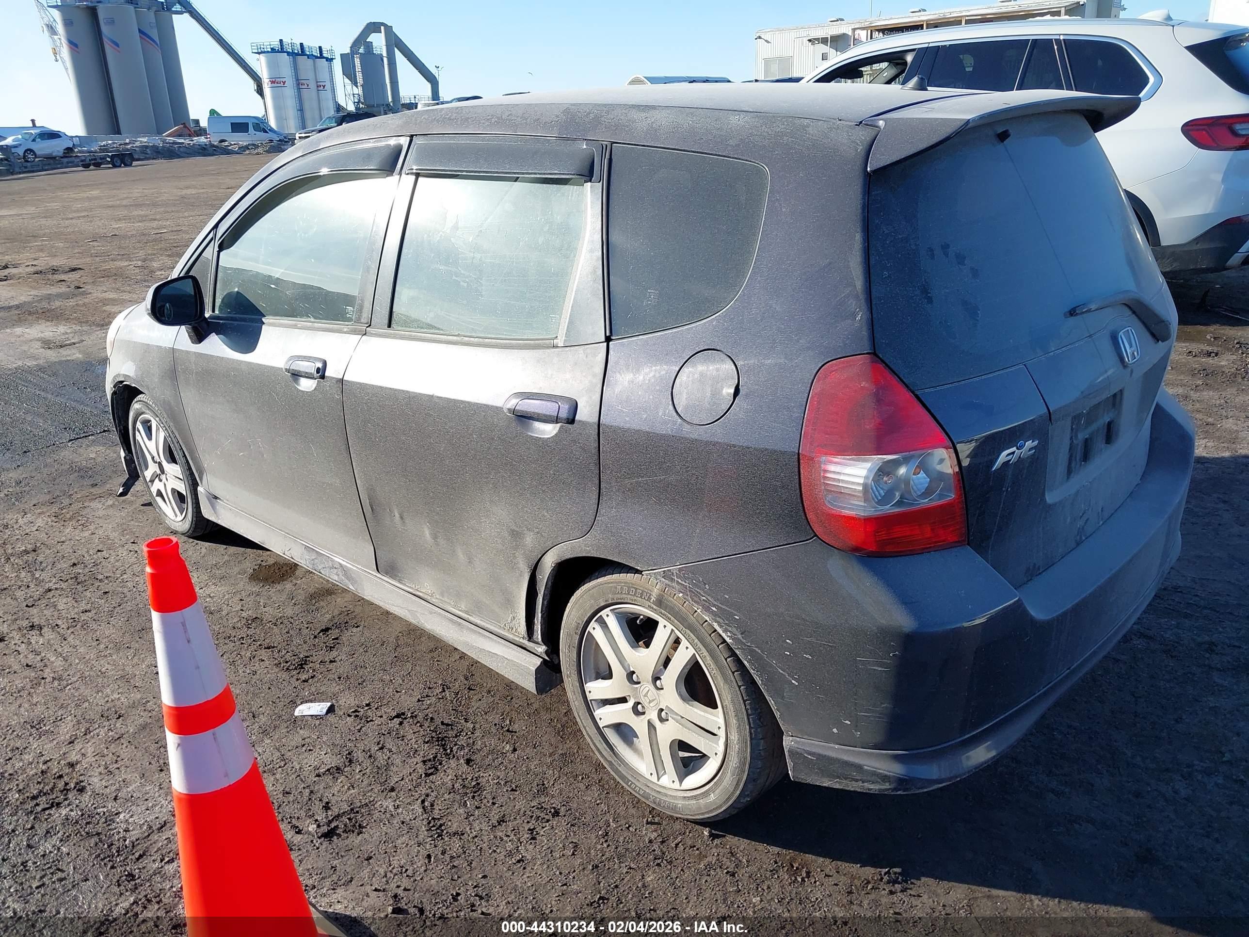 HONDA FIT image 3