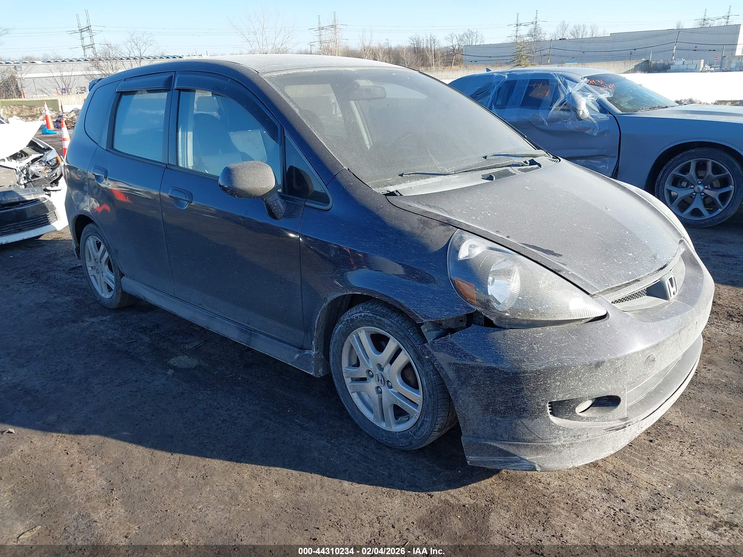 HONDA FIT image 6