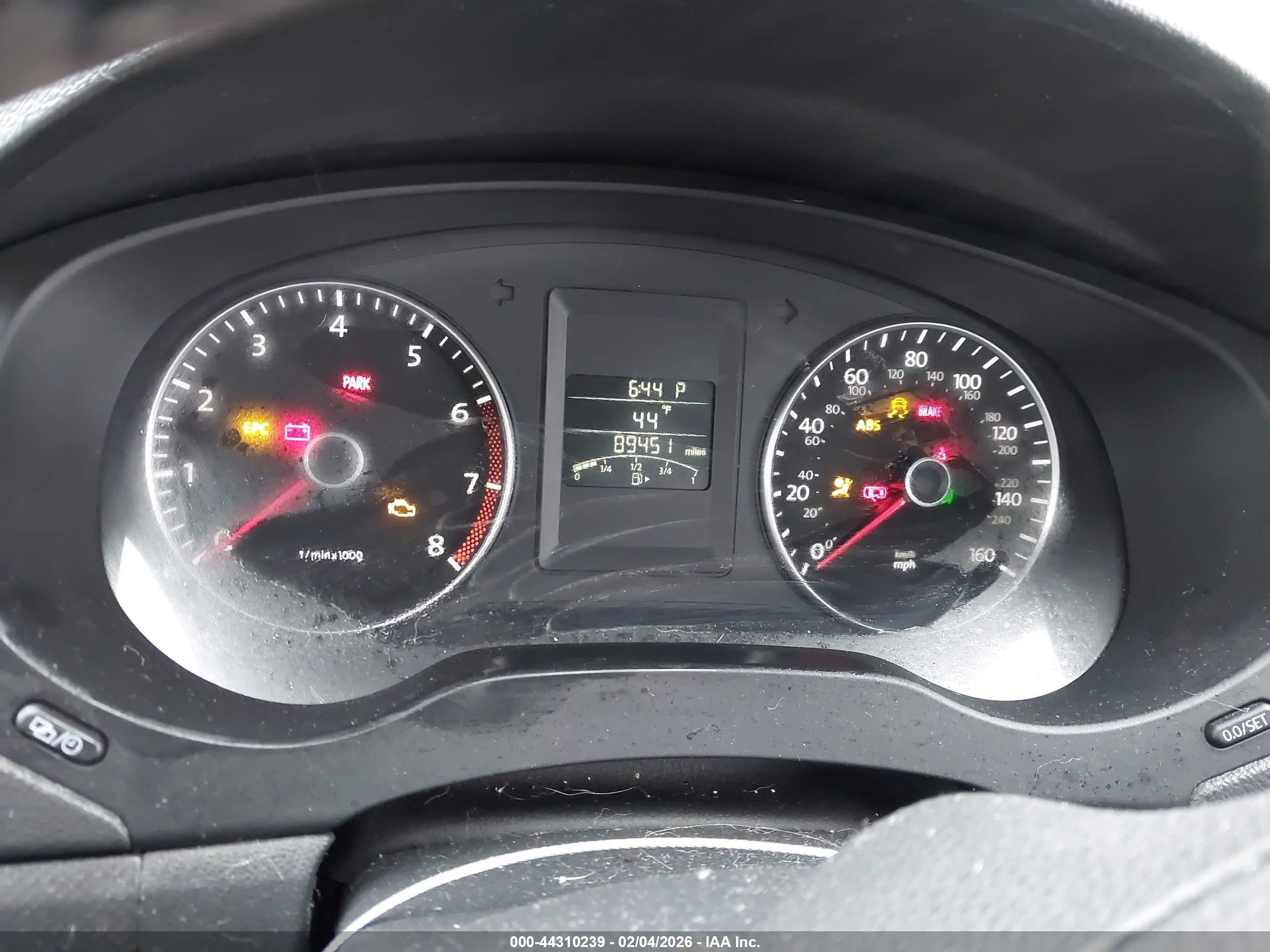 VOLKSWAGEN JETTA image 7