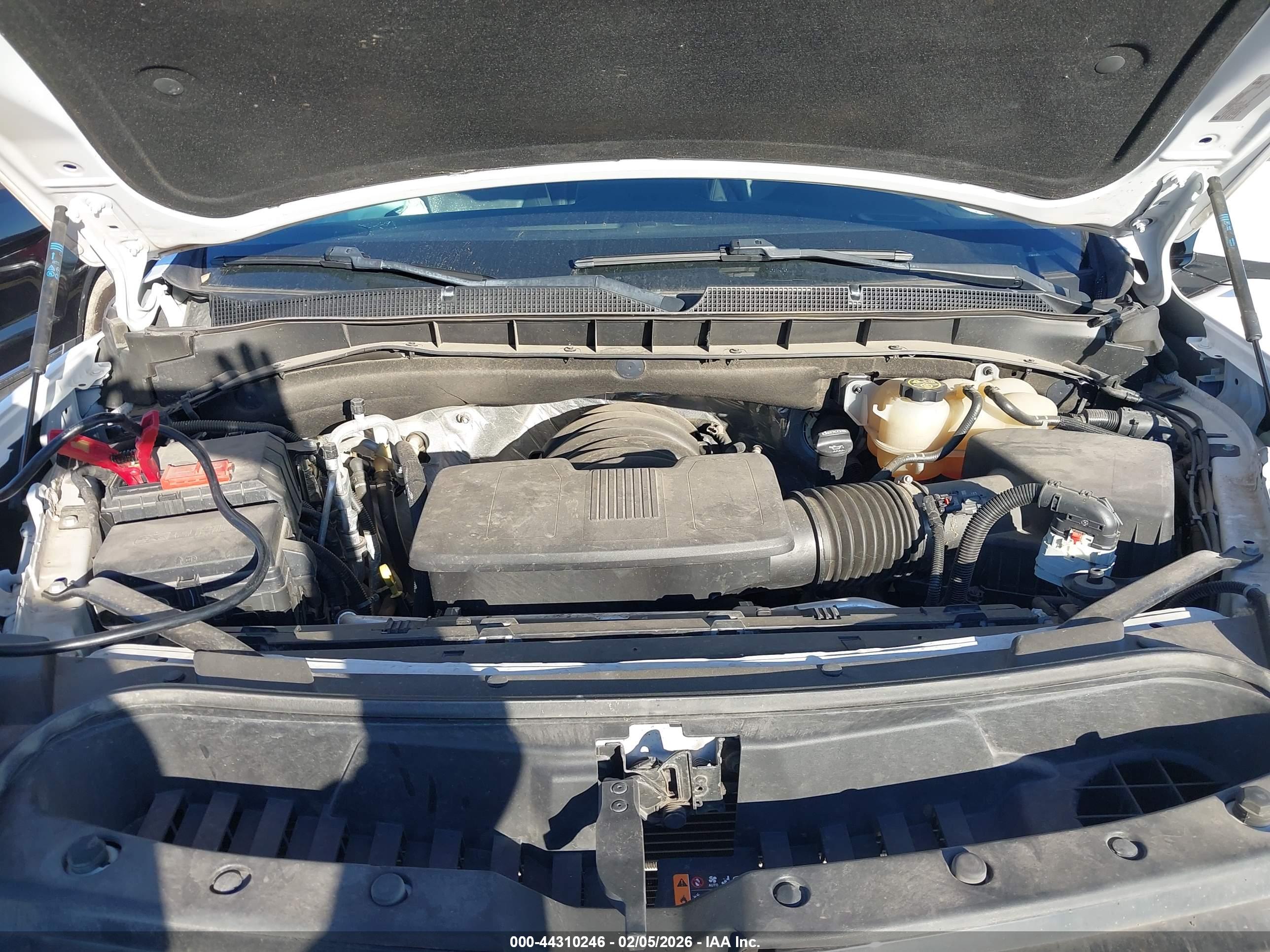 CHEVROLET TAHOE image 10