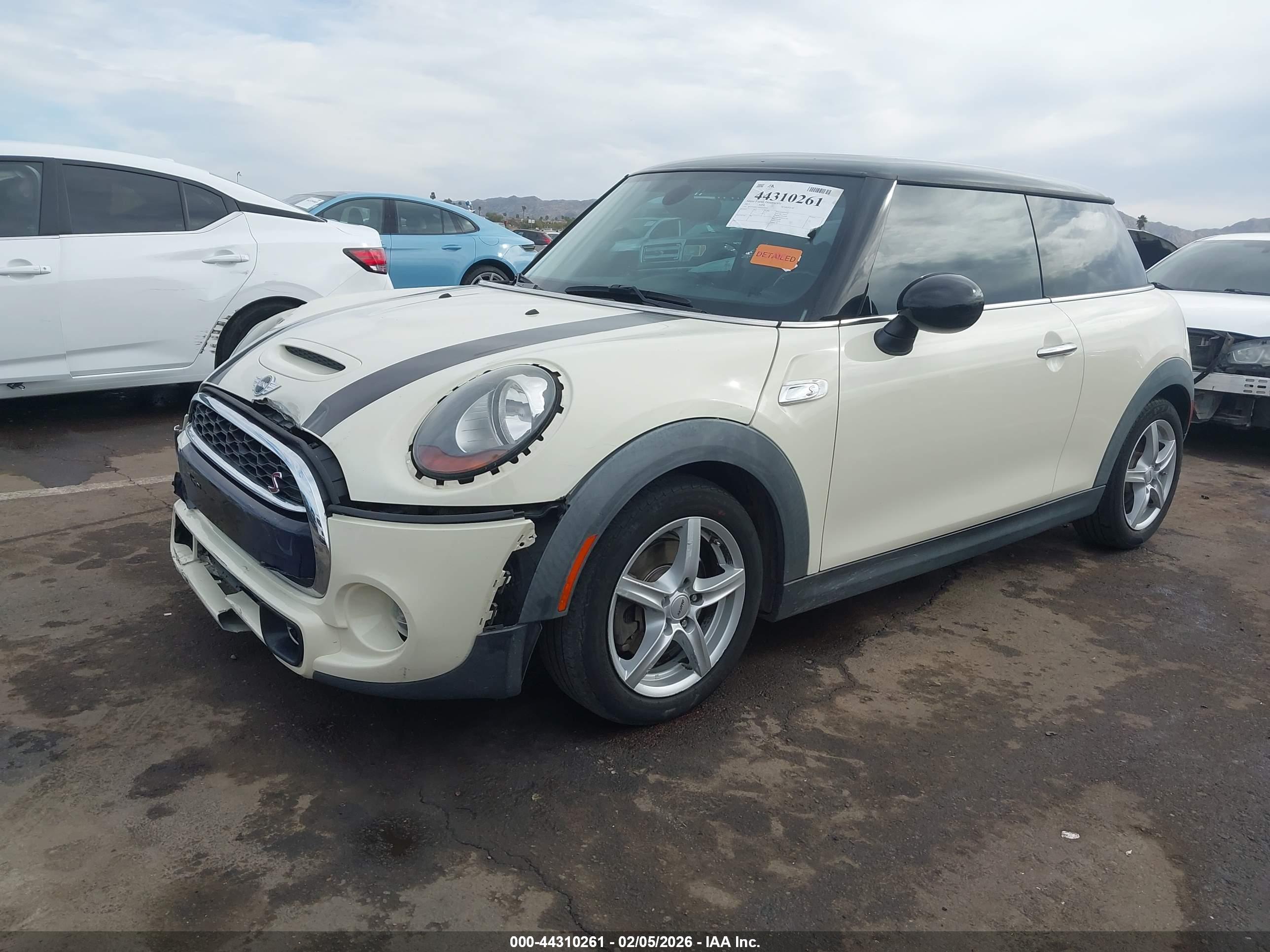 MINI HARDTOP image 2