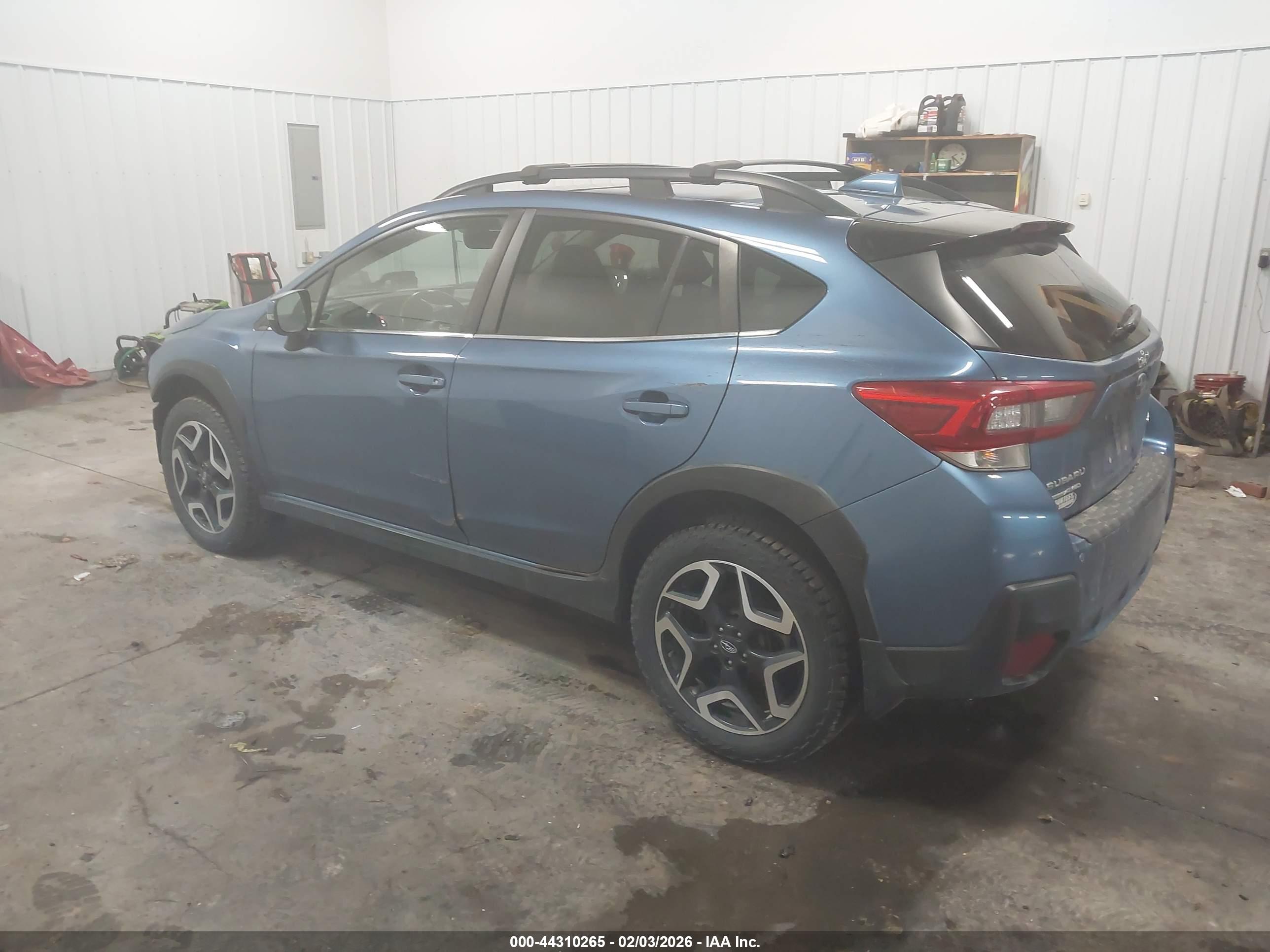 SUBARU CROSSTREK image 3