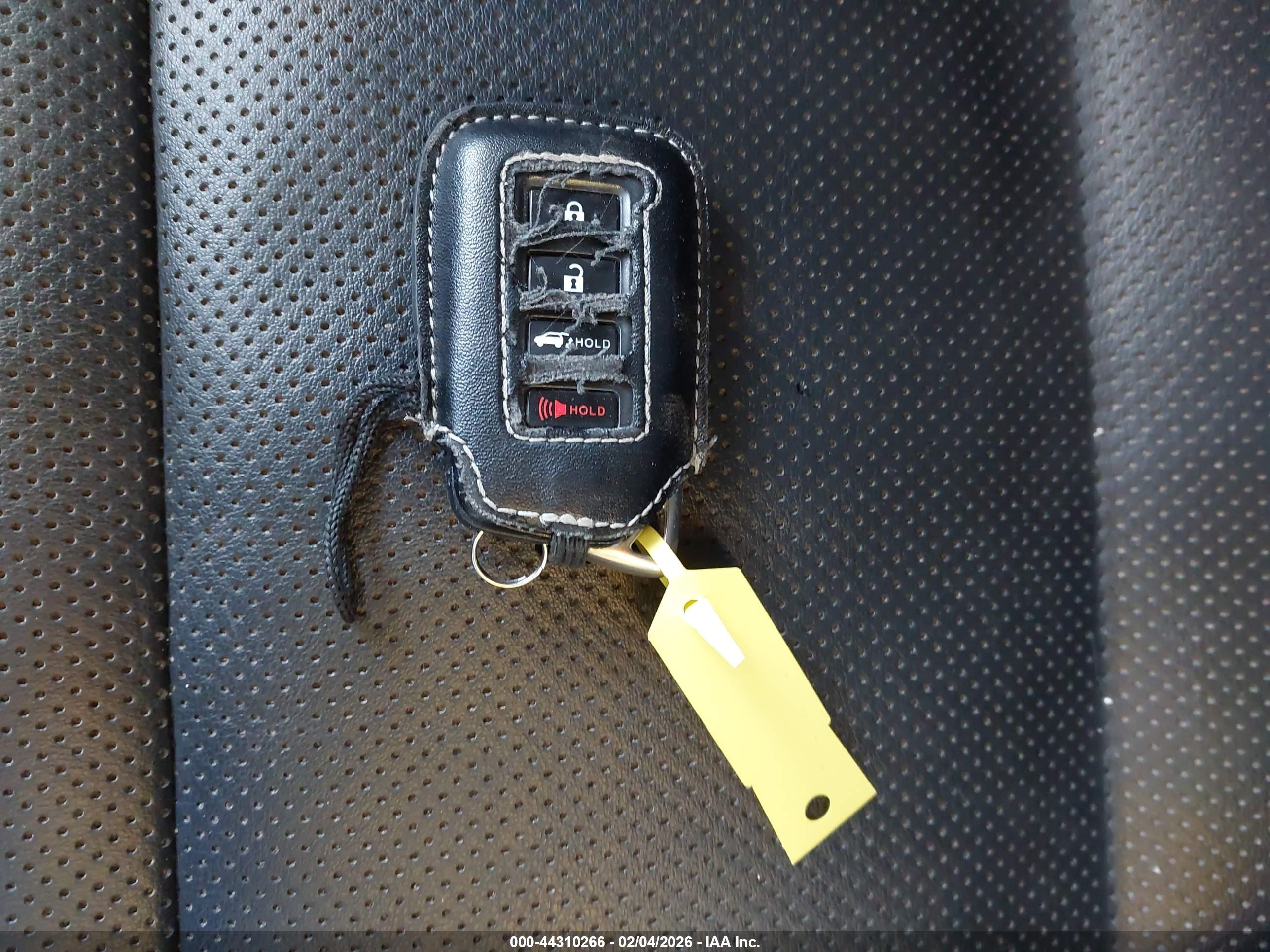 LEXUS RX image 11