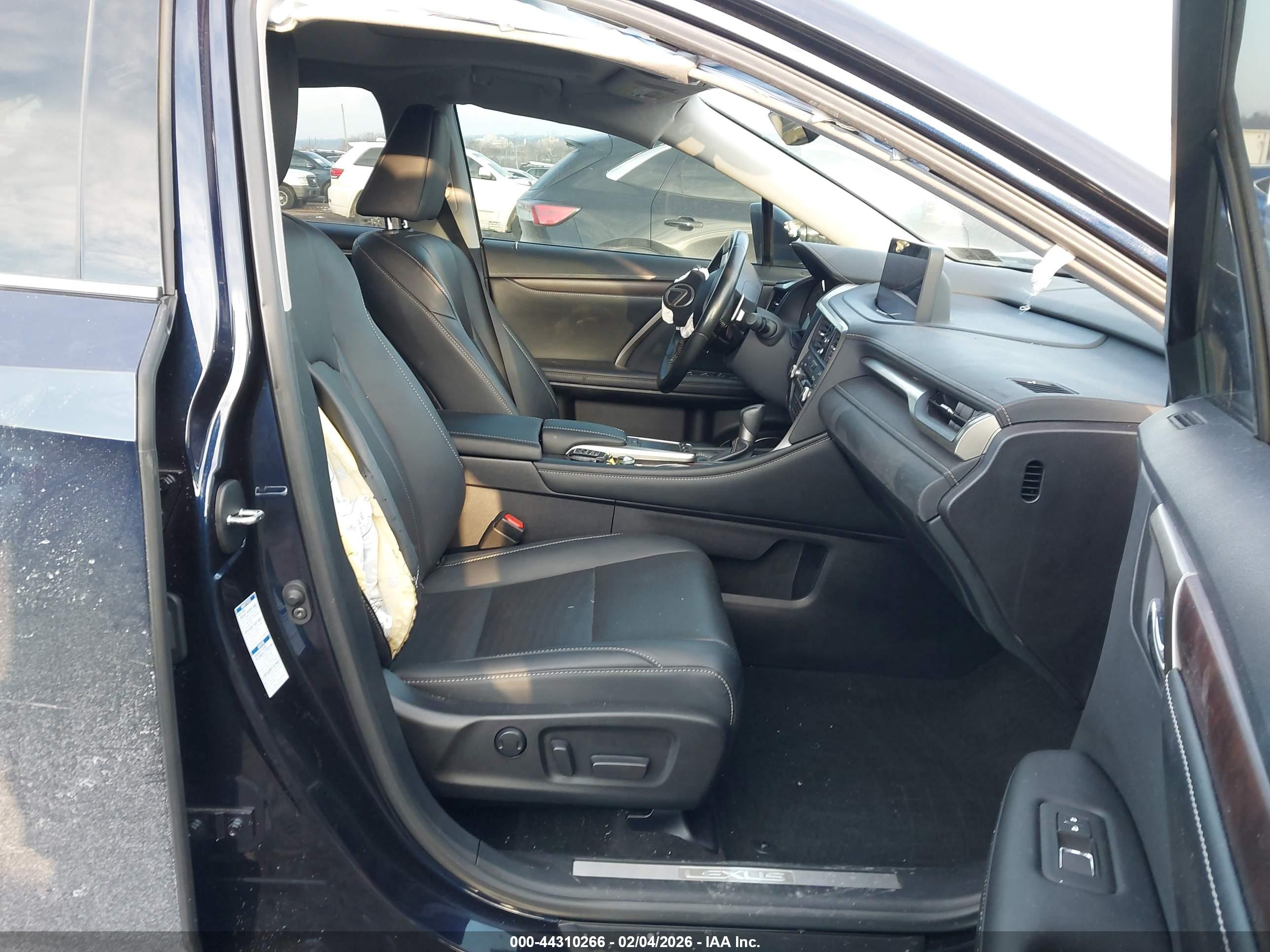 LEXUS RX image 5