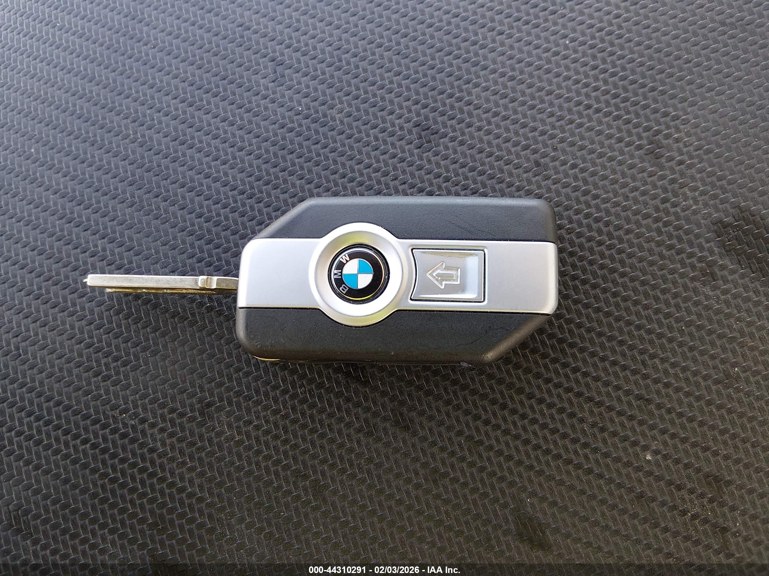 BMW K1600 image 11