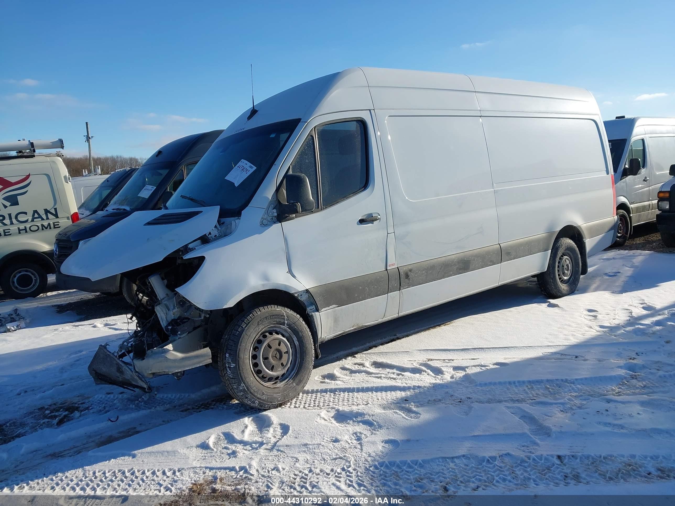 MERCEDES-BENZ SPRINTER image 2