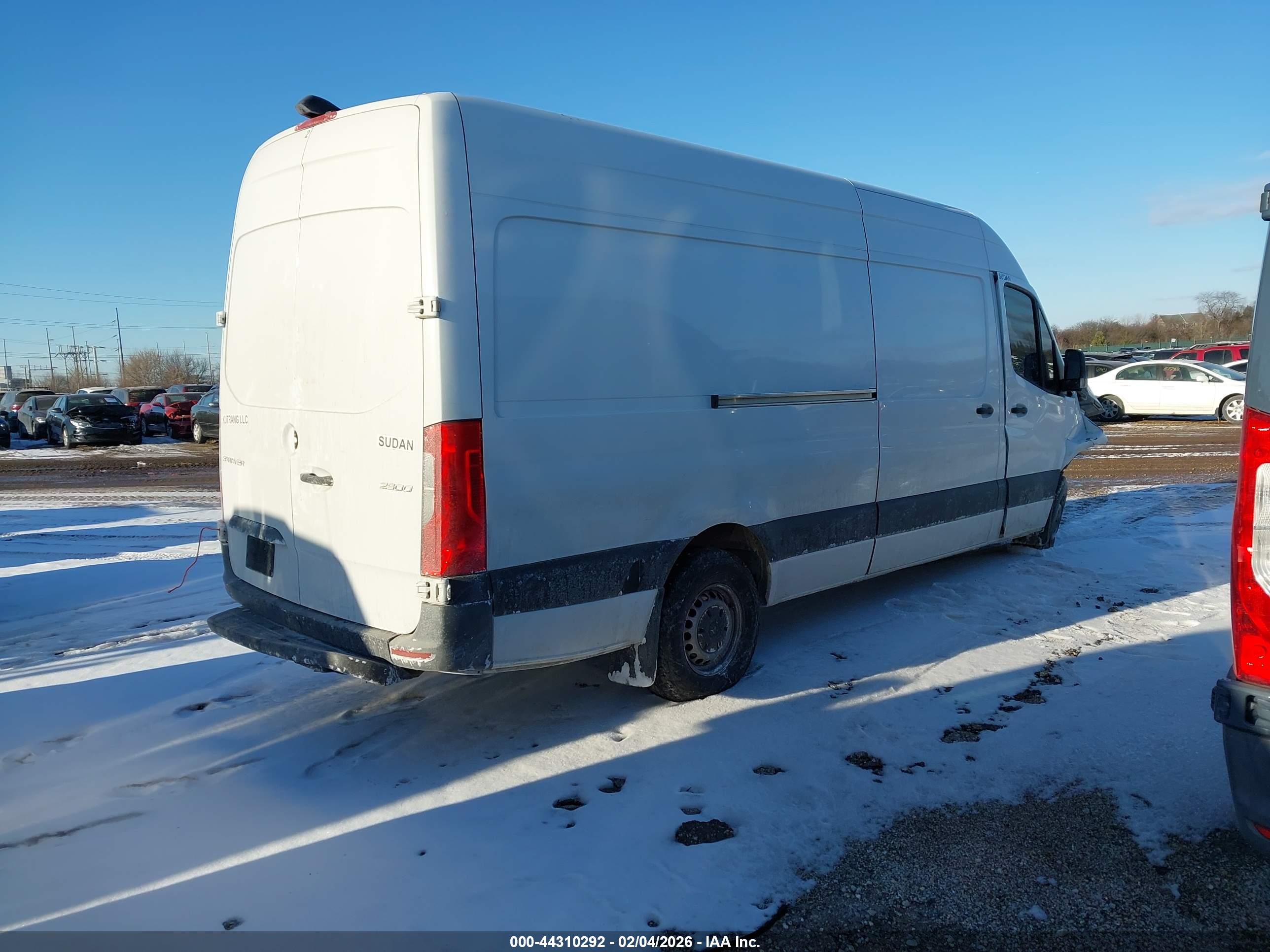 MERCEDES-BENZ SPRINTER image 4