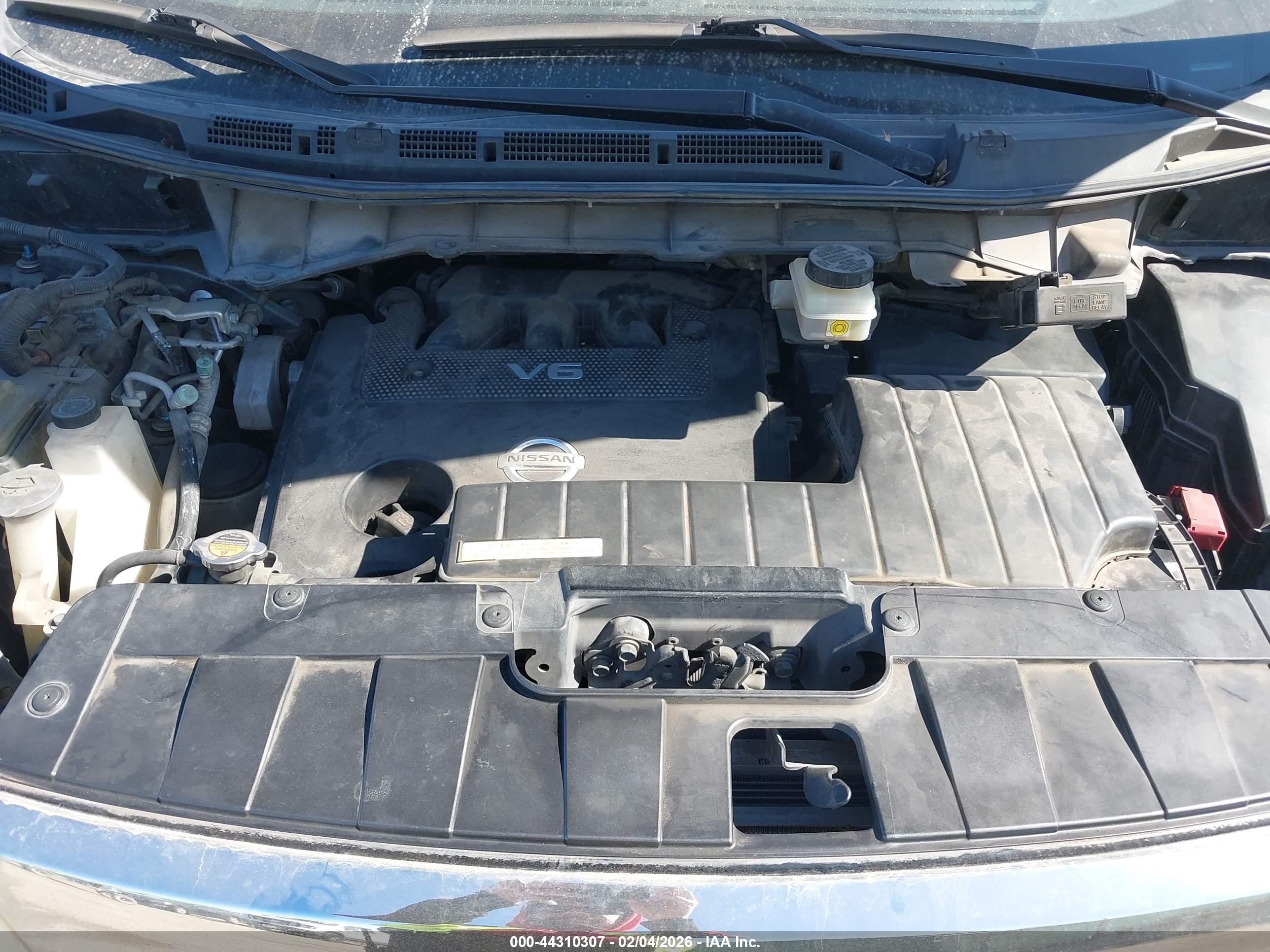 NISSAN QUEST image 10