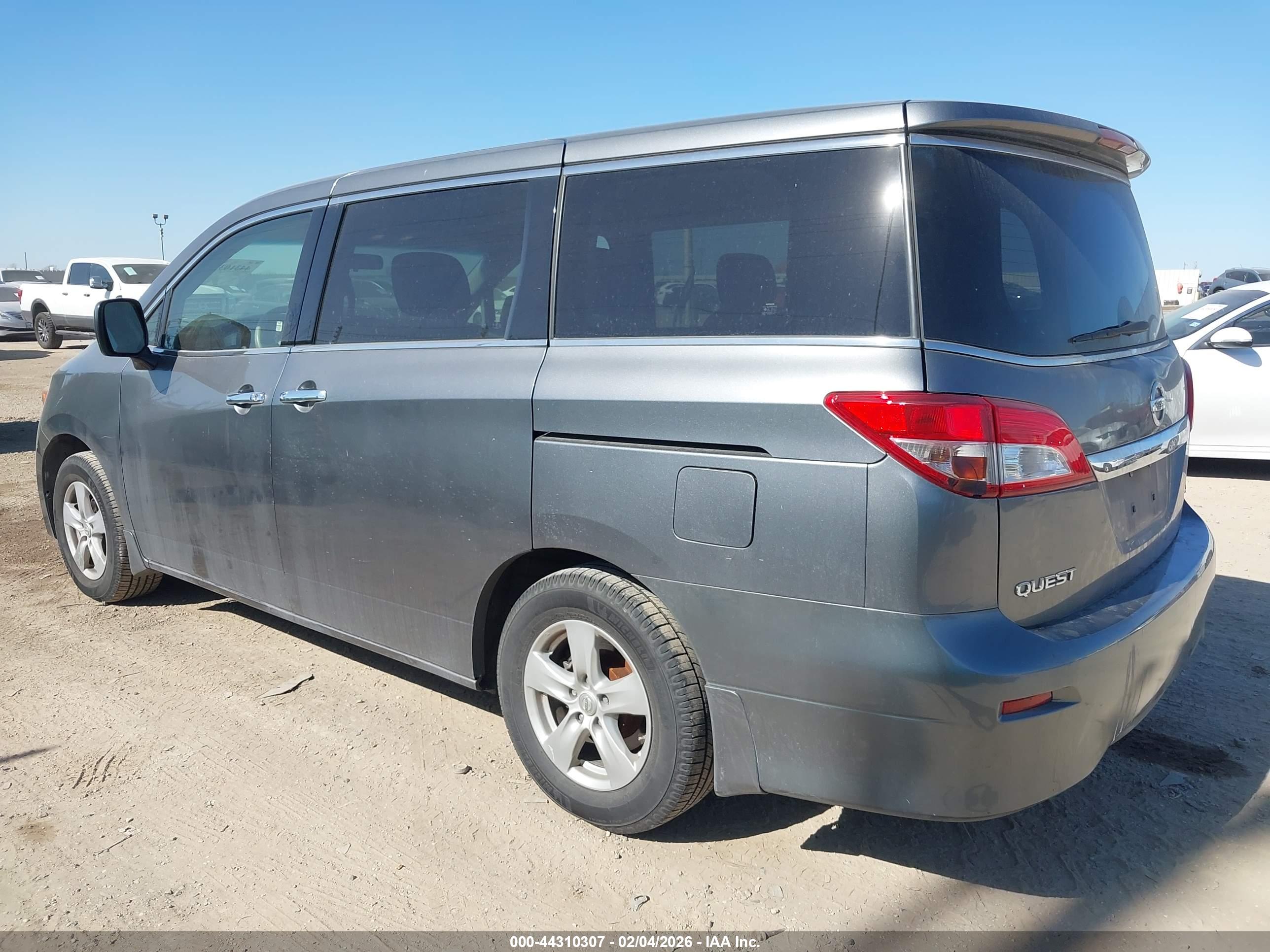 NISSAN QUEST image 3