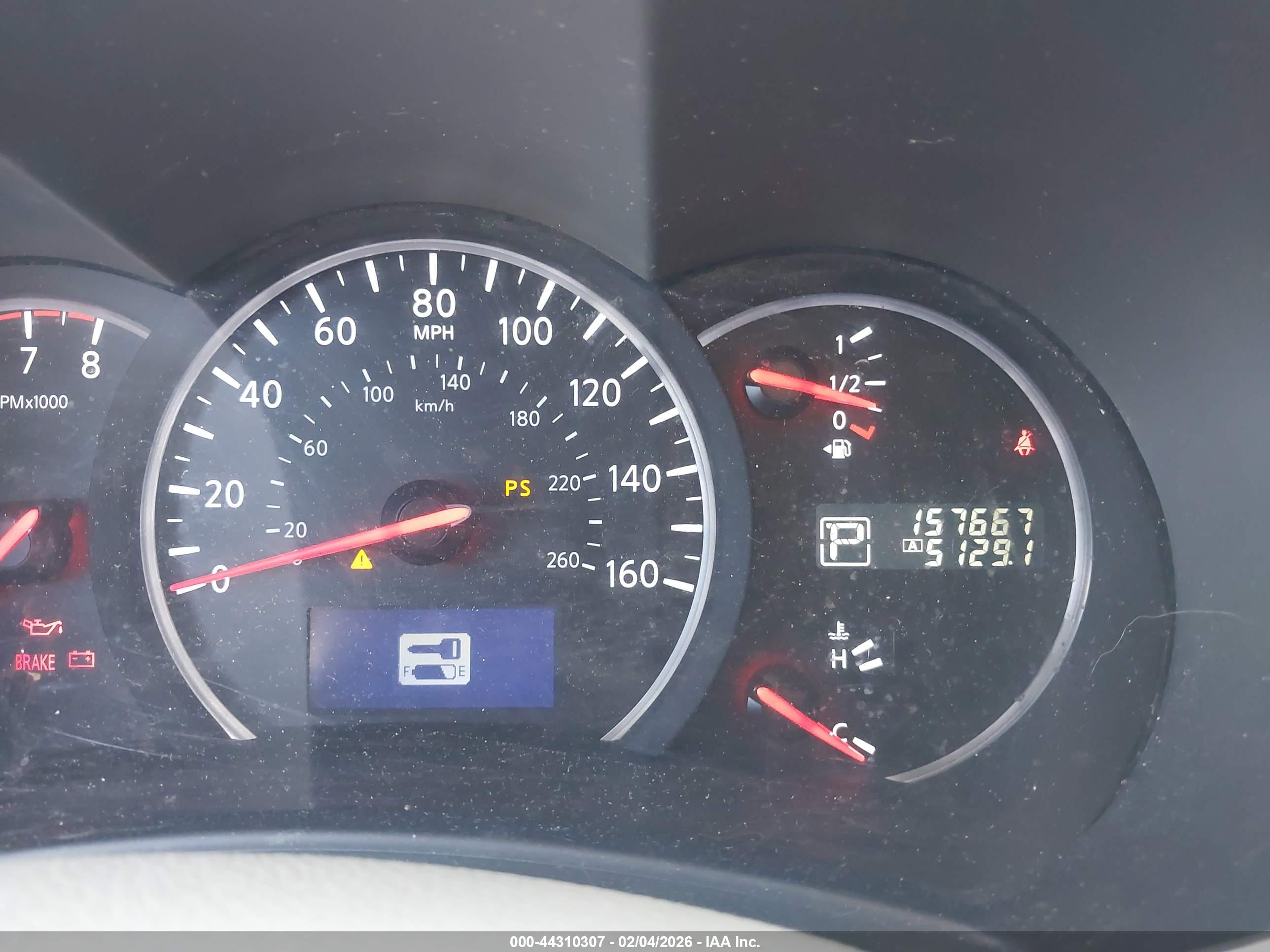 NISSAN QUEST image 7