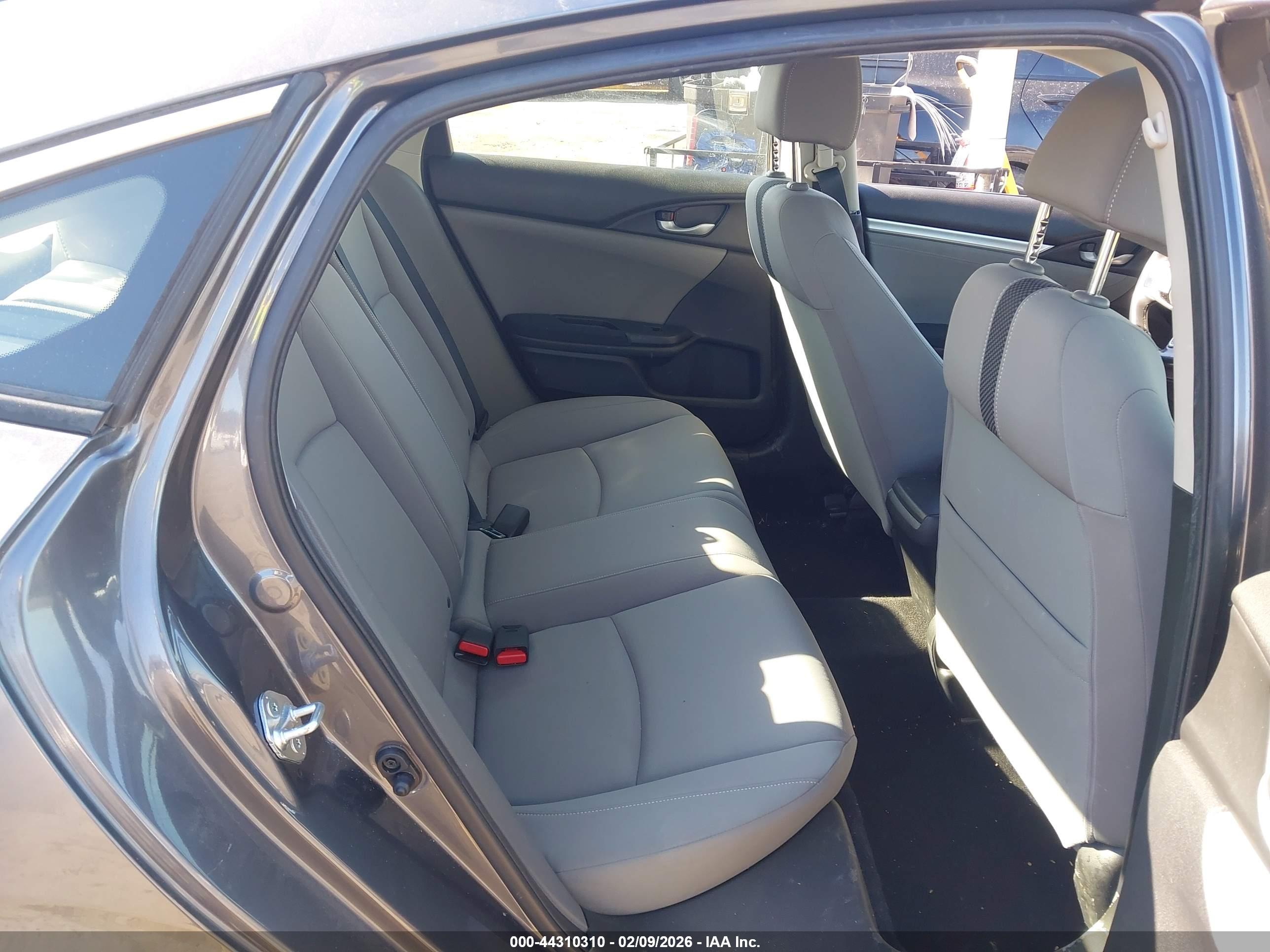 HONDA CIVIC image 8