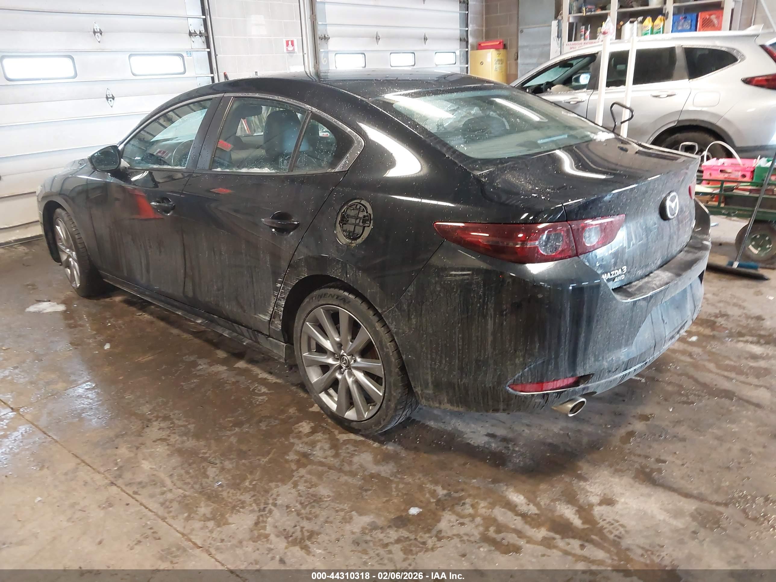 MAZDA MAZDA3 image 3