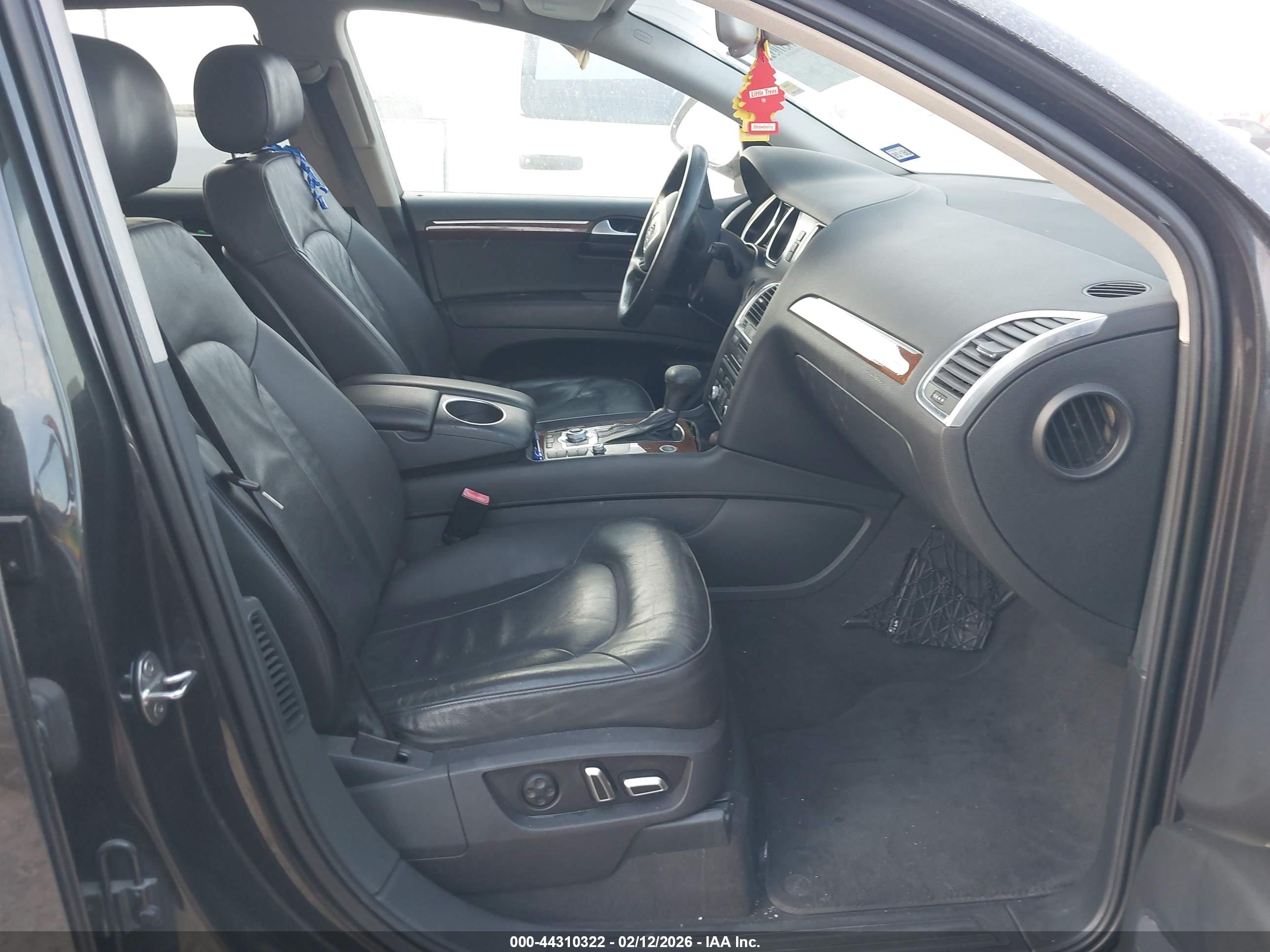 AUDI Q7 image 5