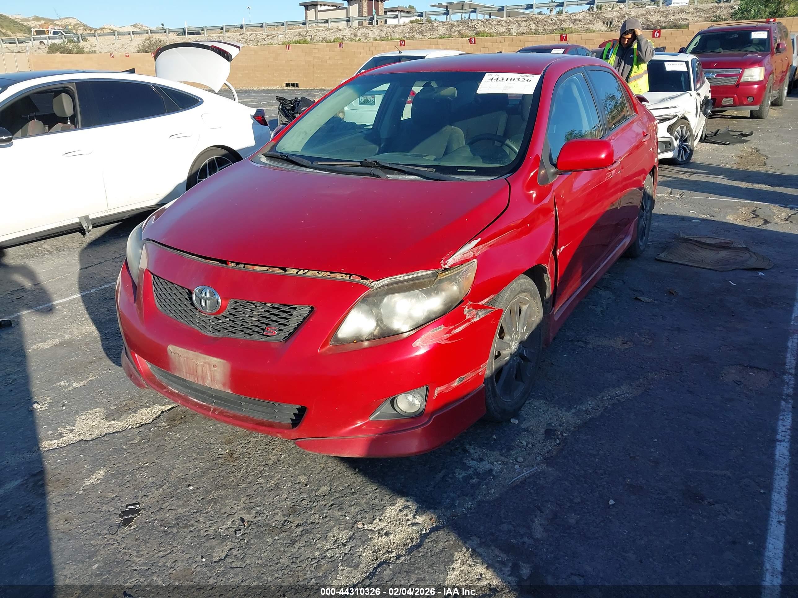 TOYOTA COROLLA image 2