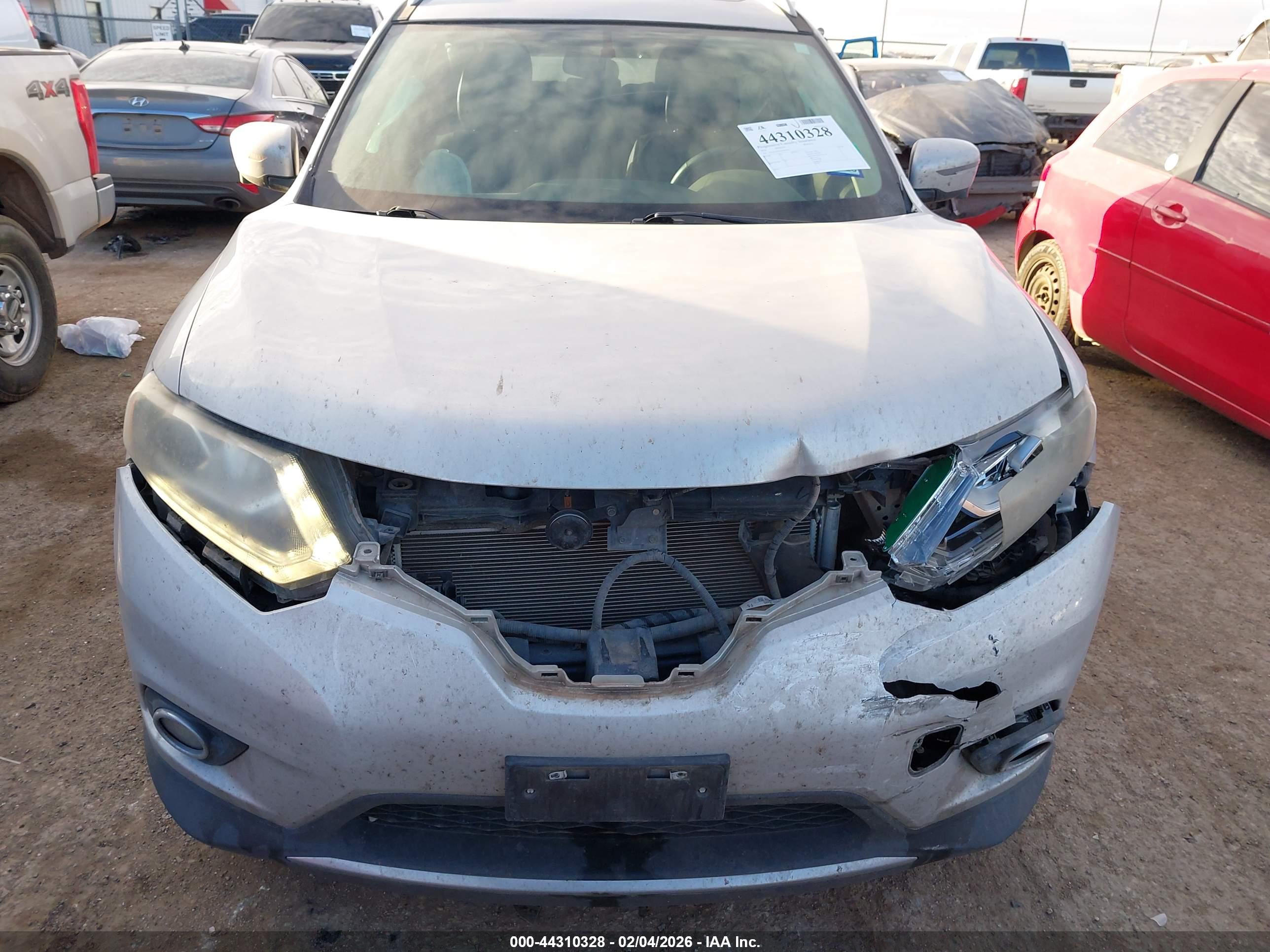 NISSAN ROGUE image 6