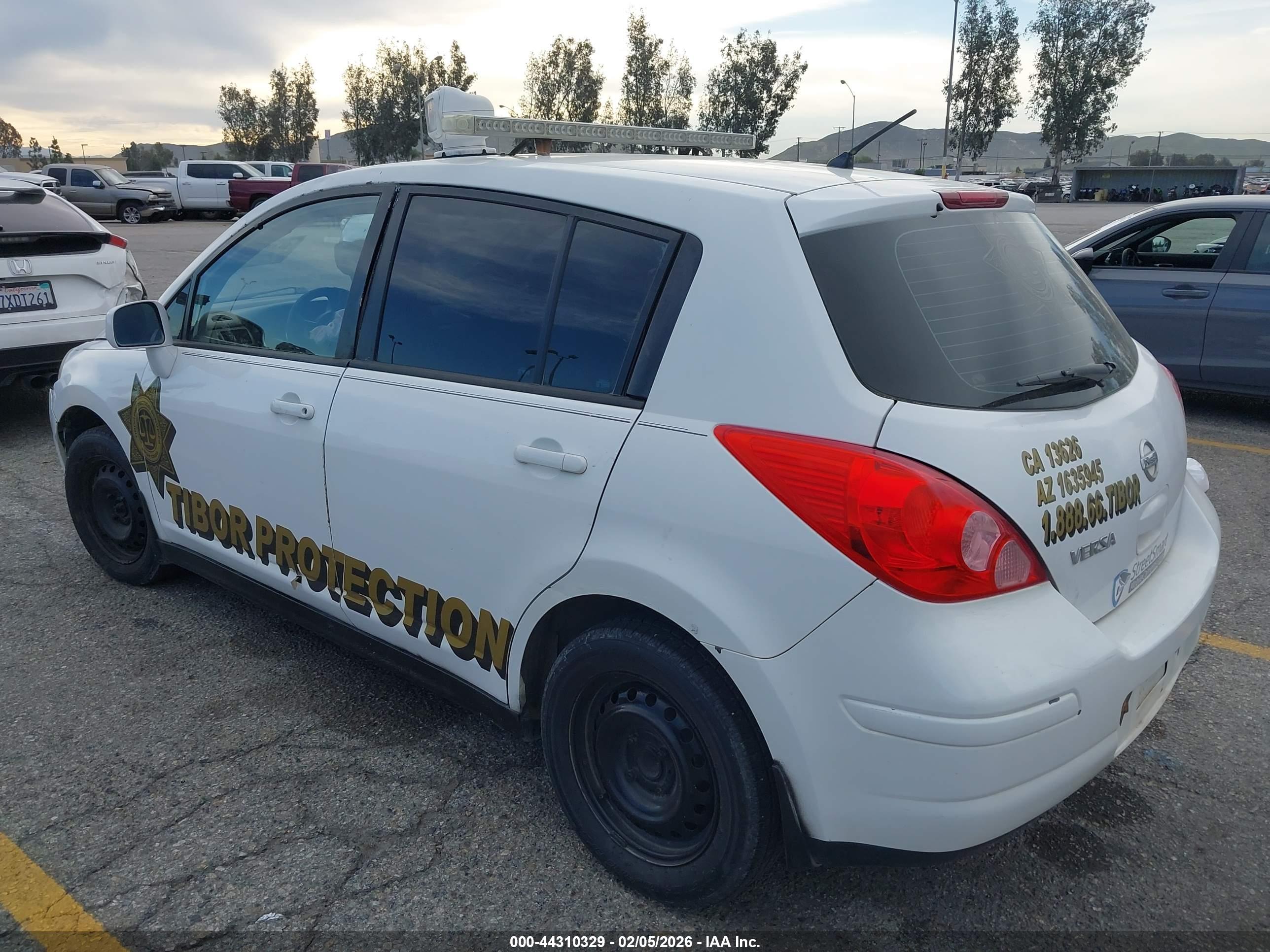 NISSAN VERSA image 3