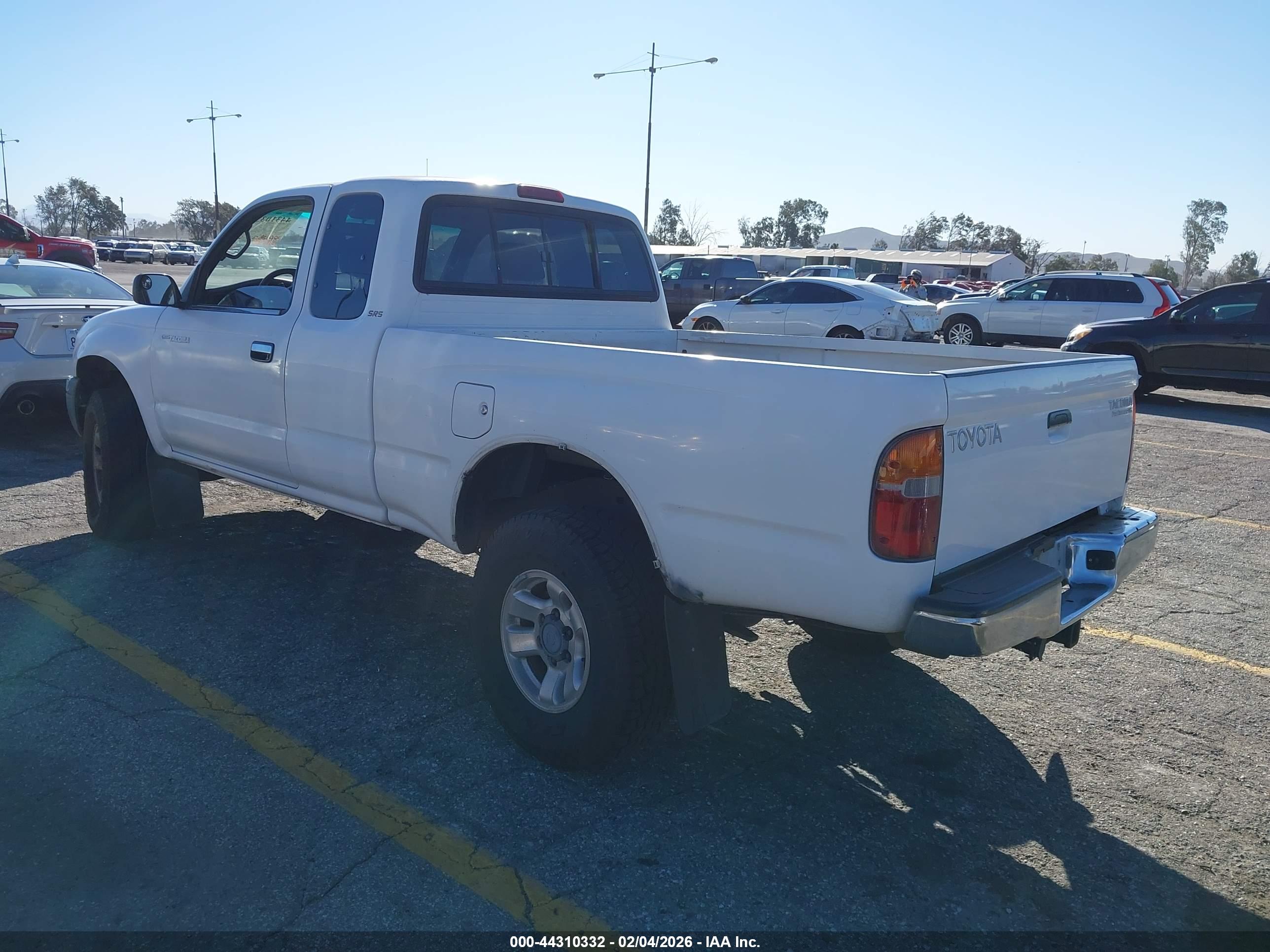 TOYOTA TACOMA image 3