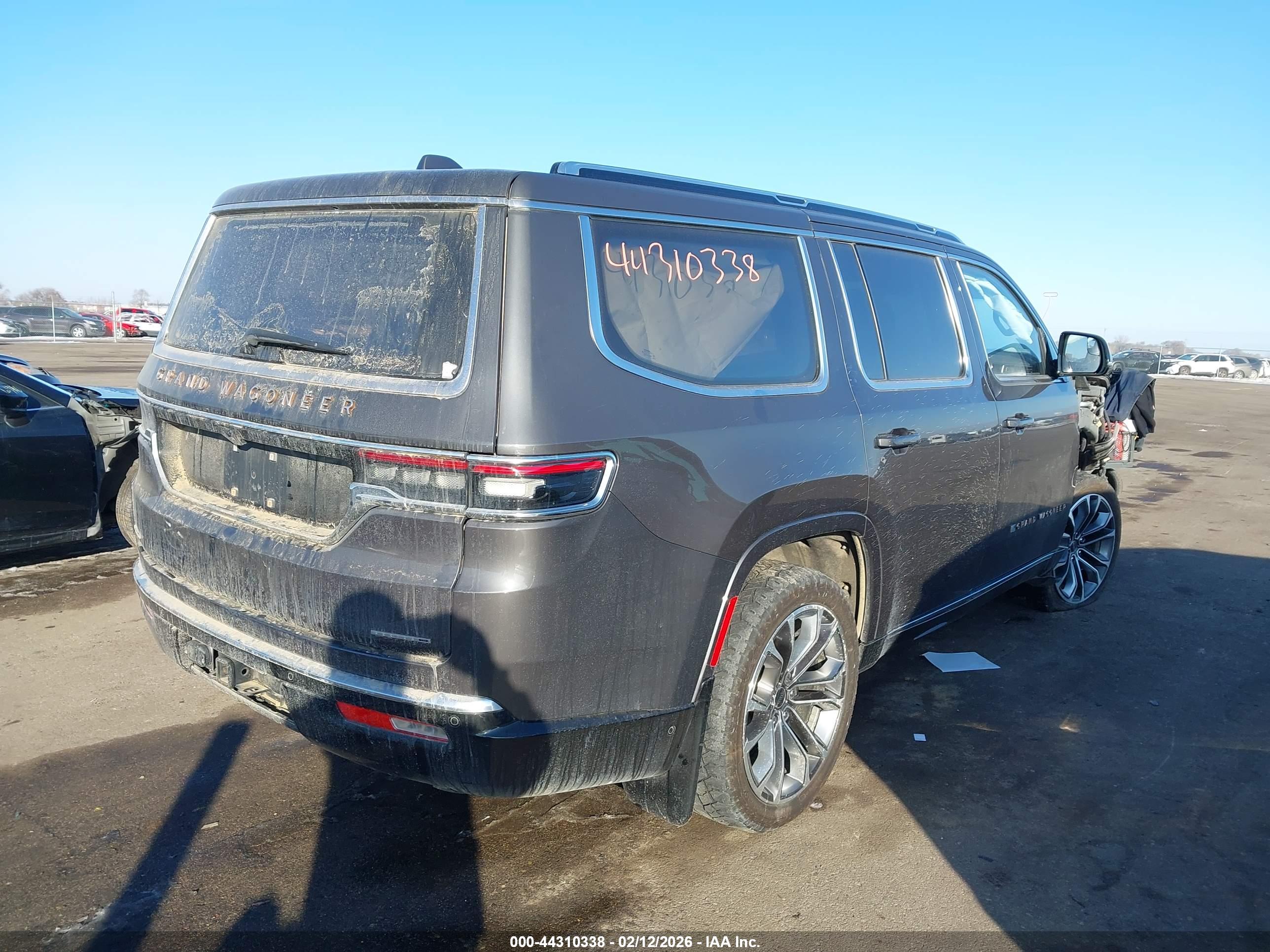 JEEP GRAND image 4