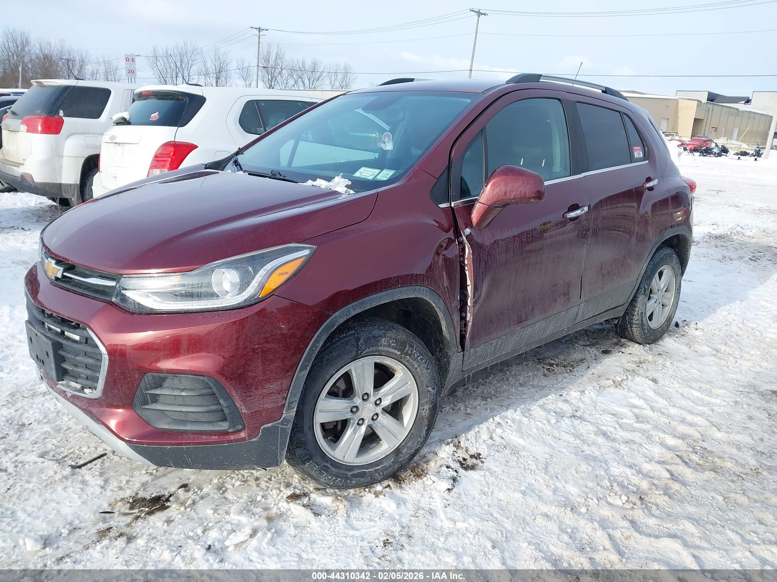 CHEVROLET TRAX image 2