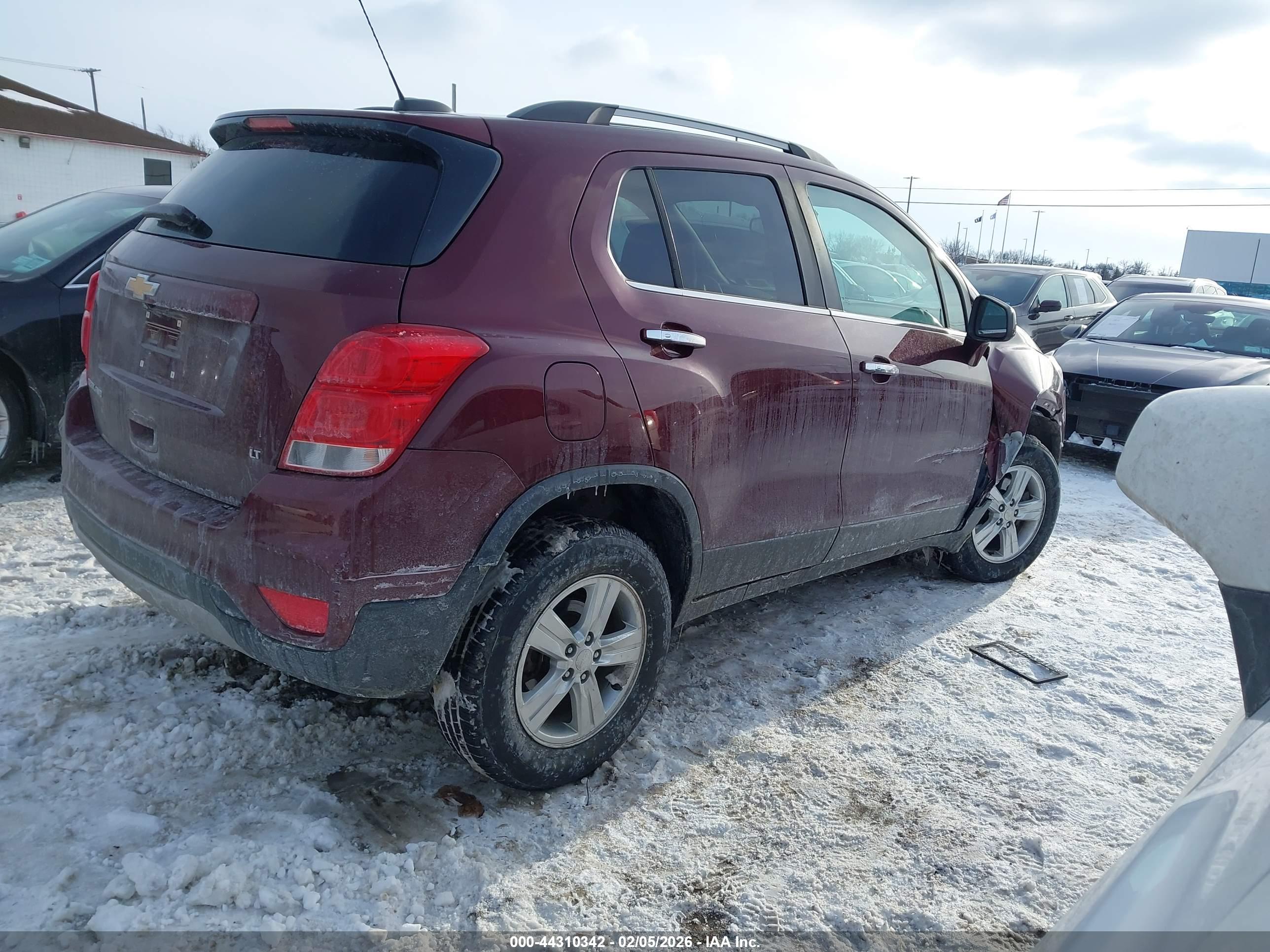 CHEVROLET TRAX image 4