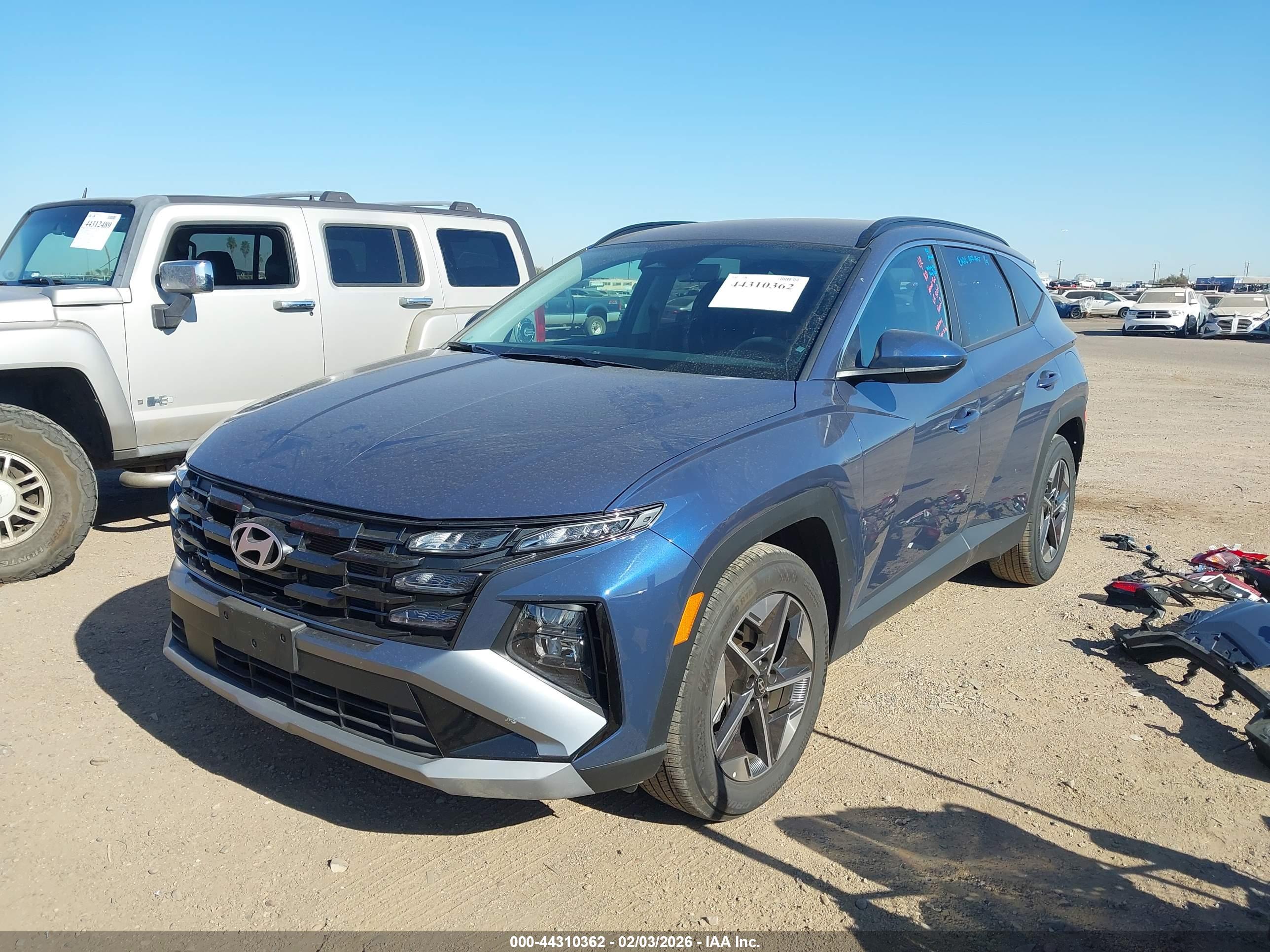 HYUNDAI TUCSON image 2