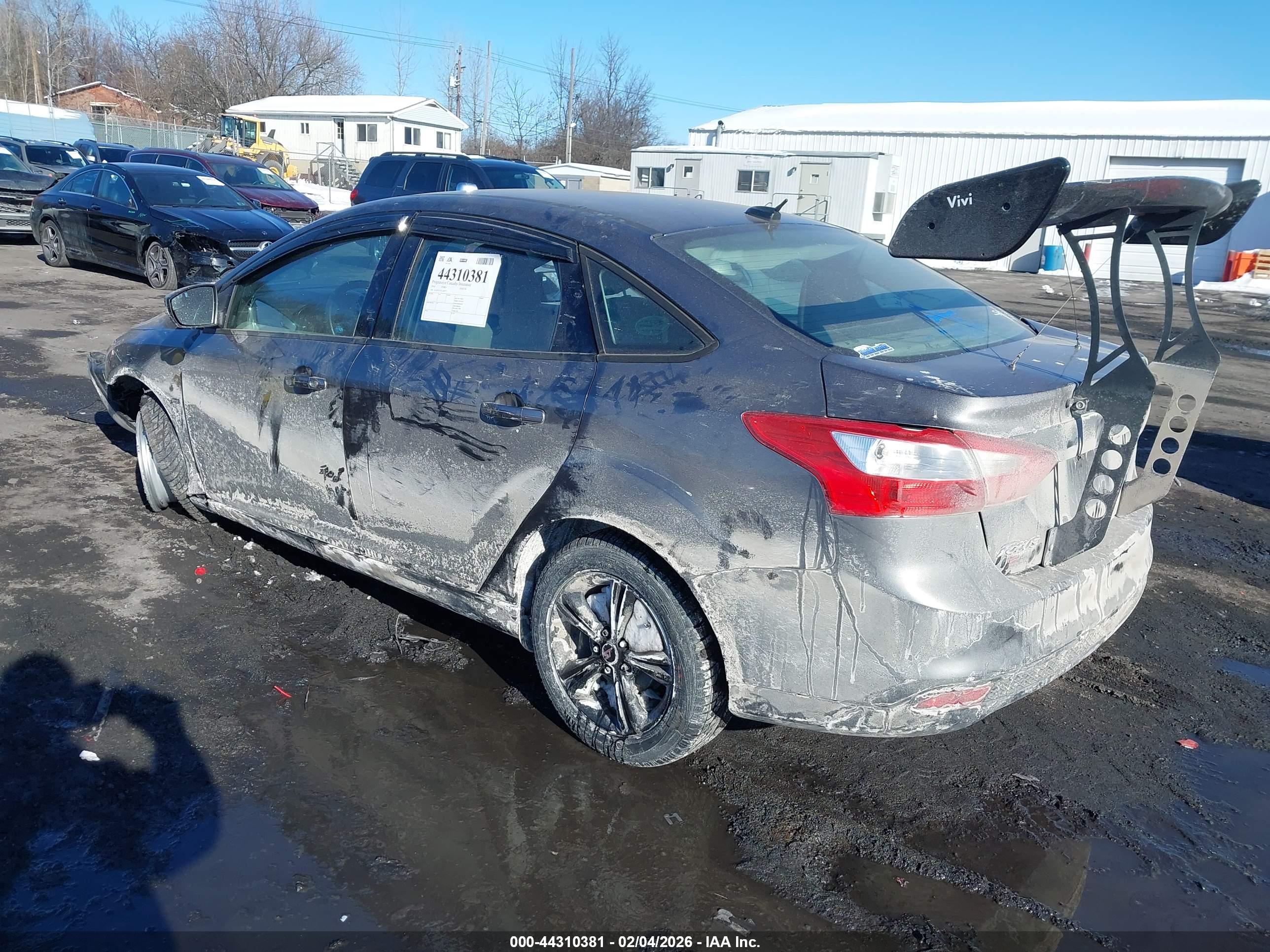 FORD FOCUS image 3