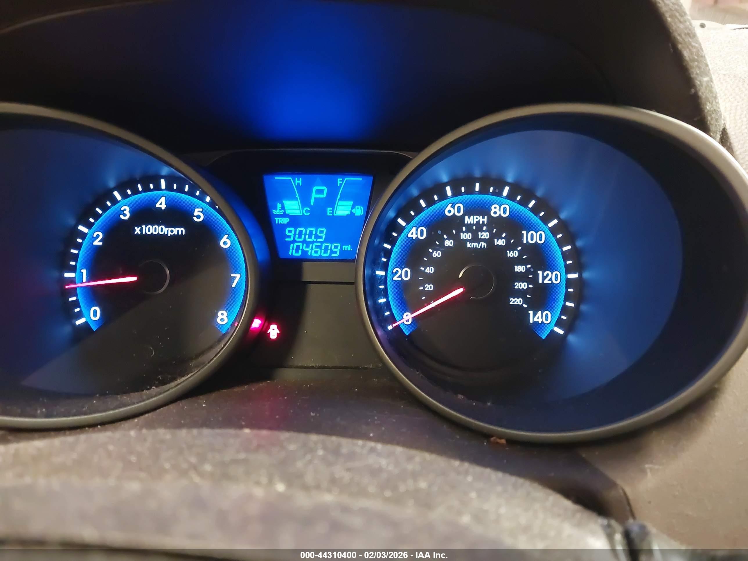 HYUNDAI TUCSON image 7