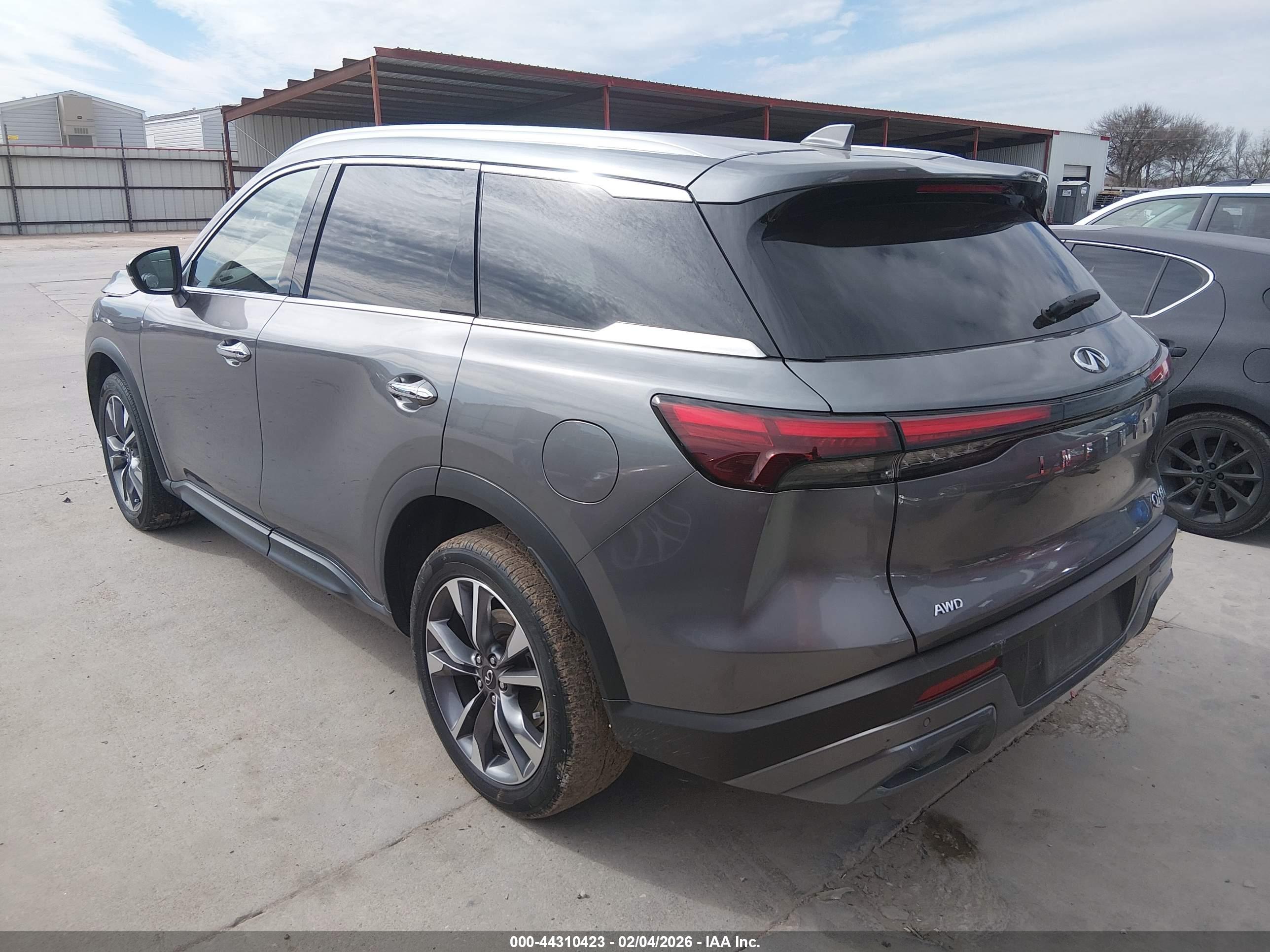 INFINITI QX60 image 3